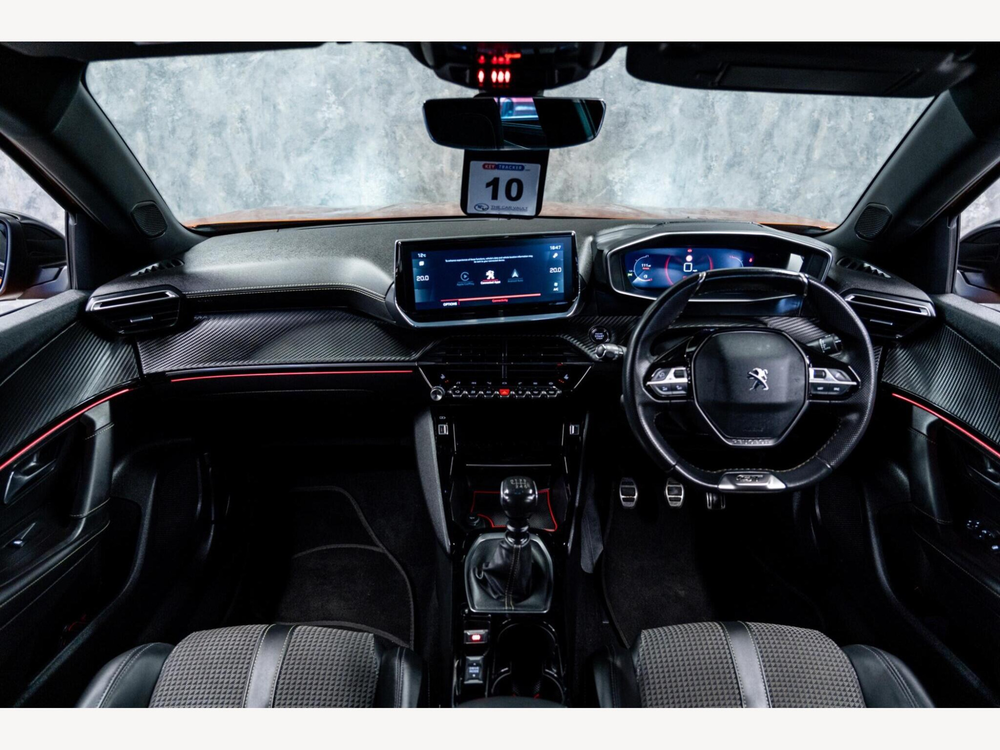 2020 Peugeot 2008 image 2