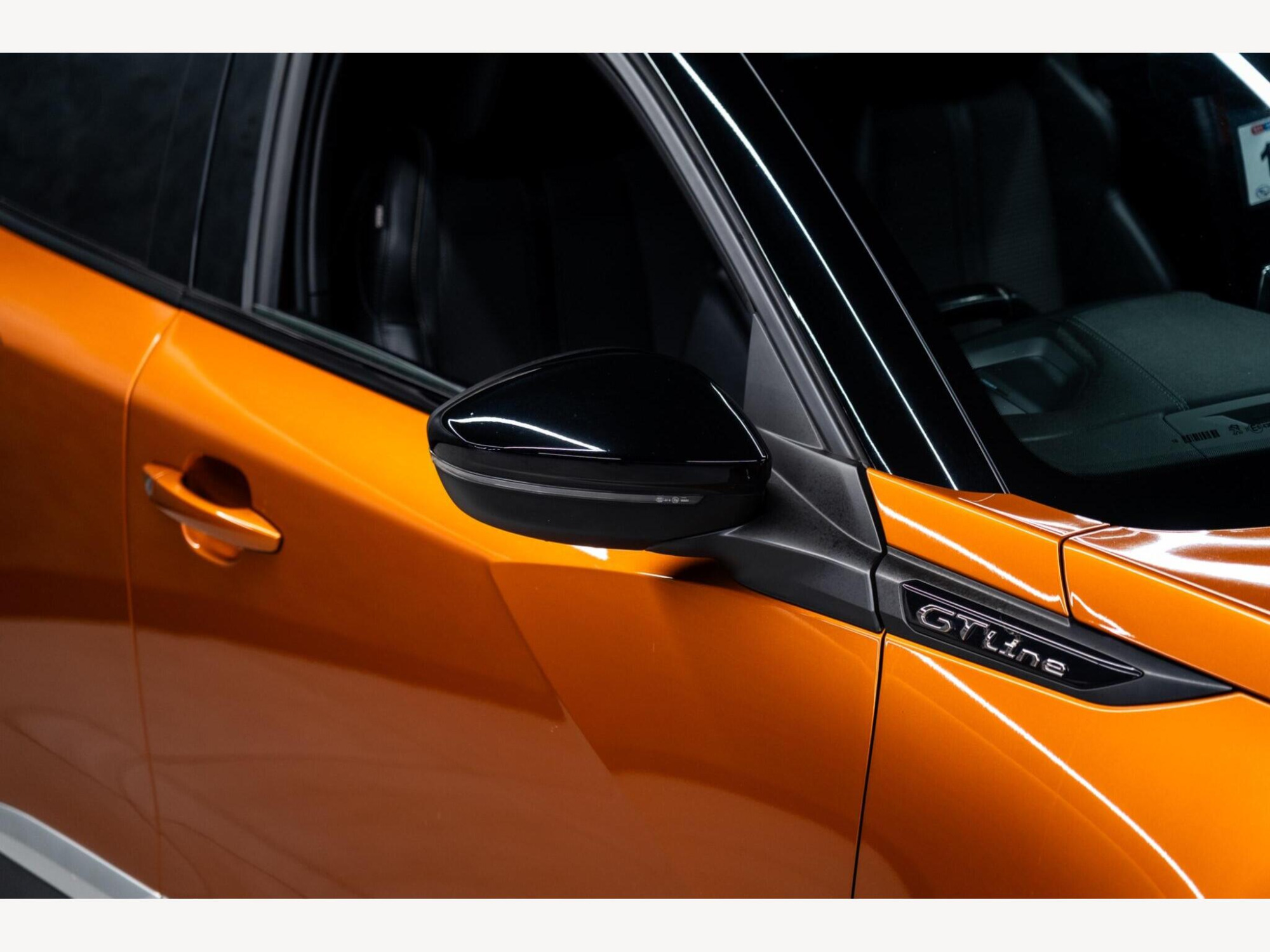 2020 Peugeot 2008 image 10