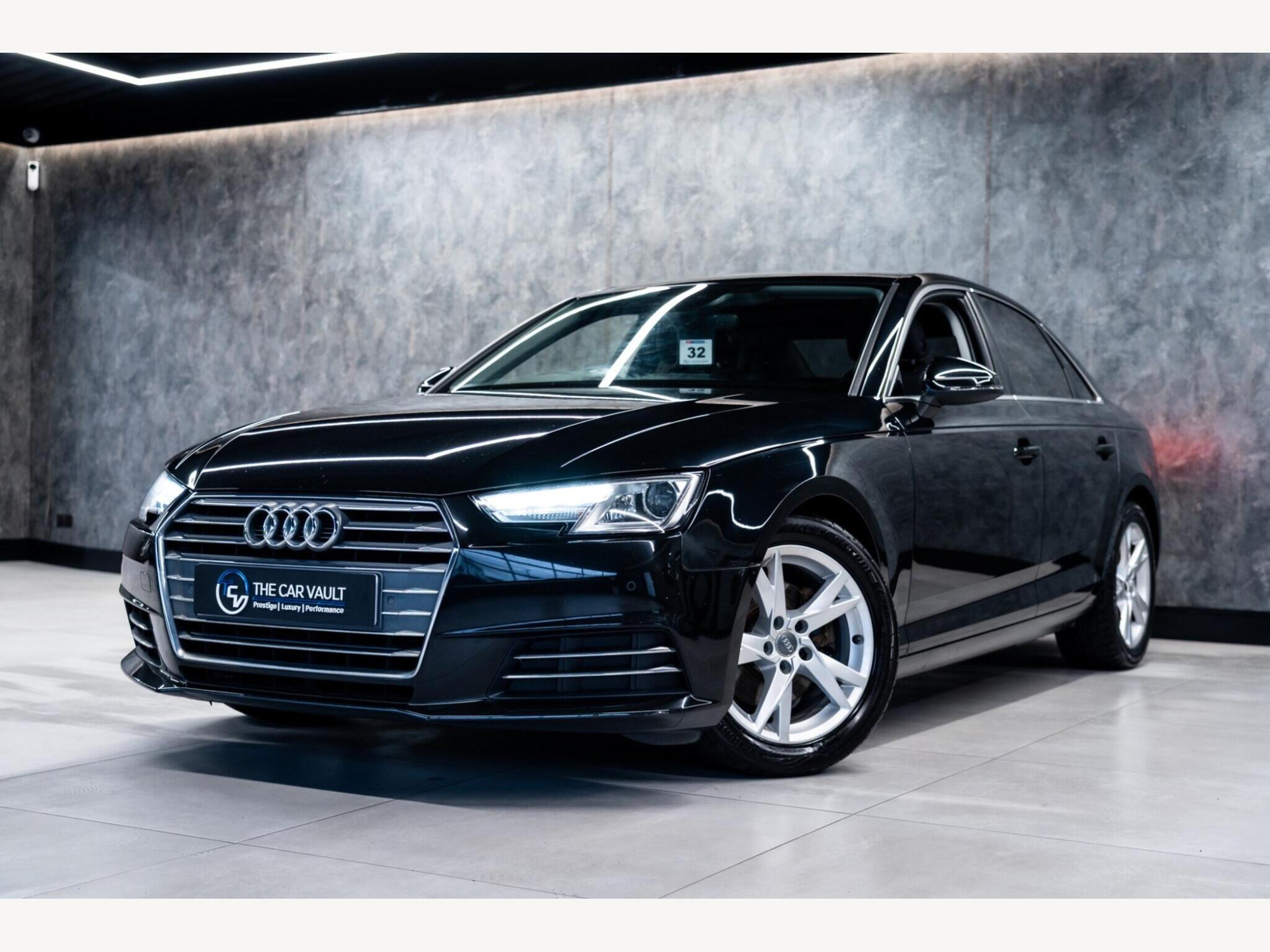 2017 Audi A4 image 5