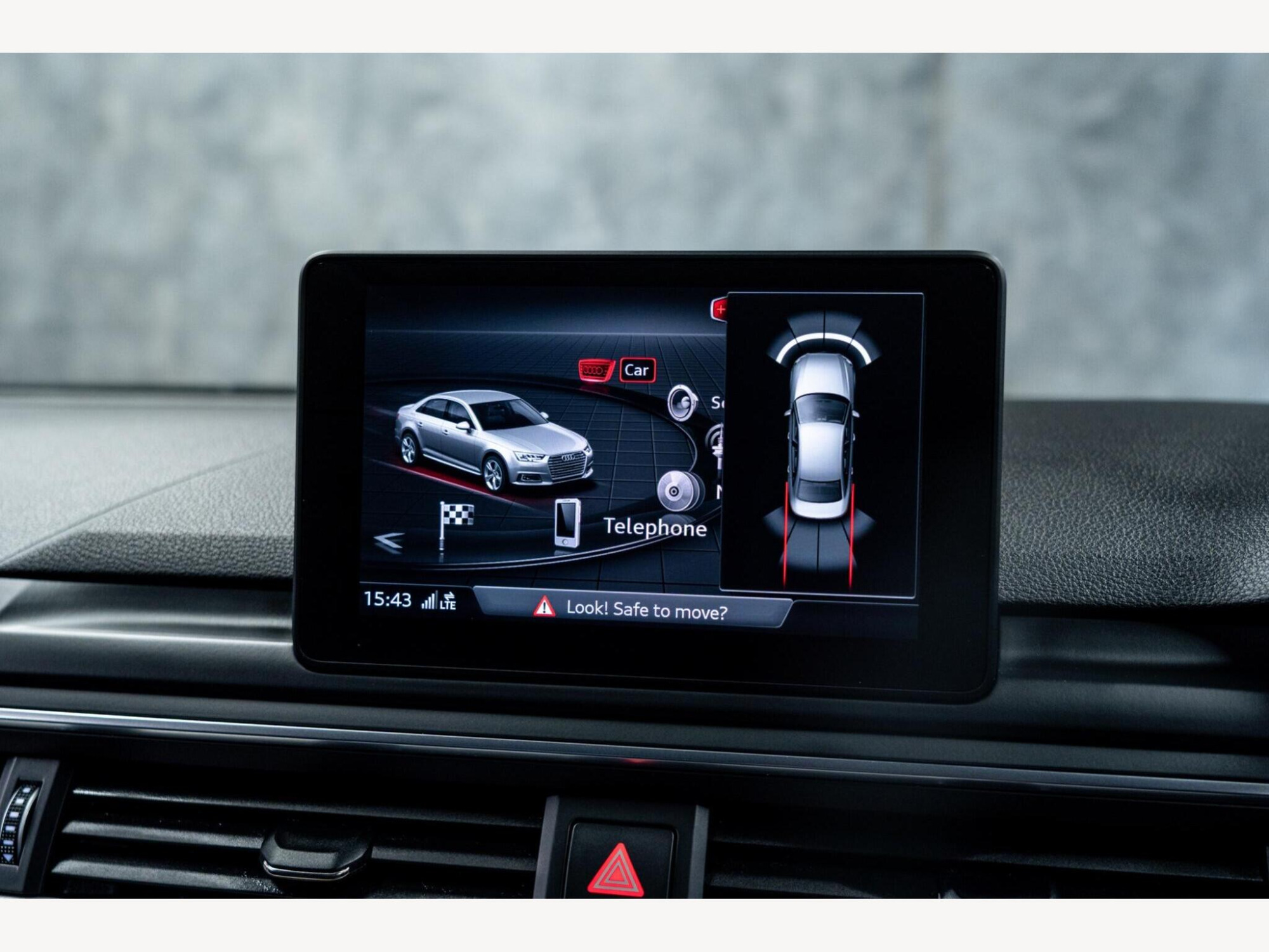 2017 Audi A4 image 19