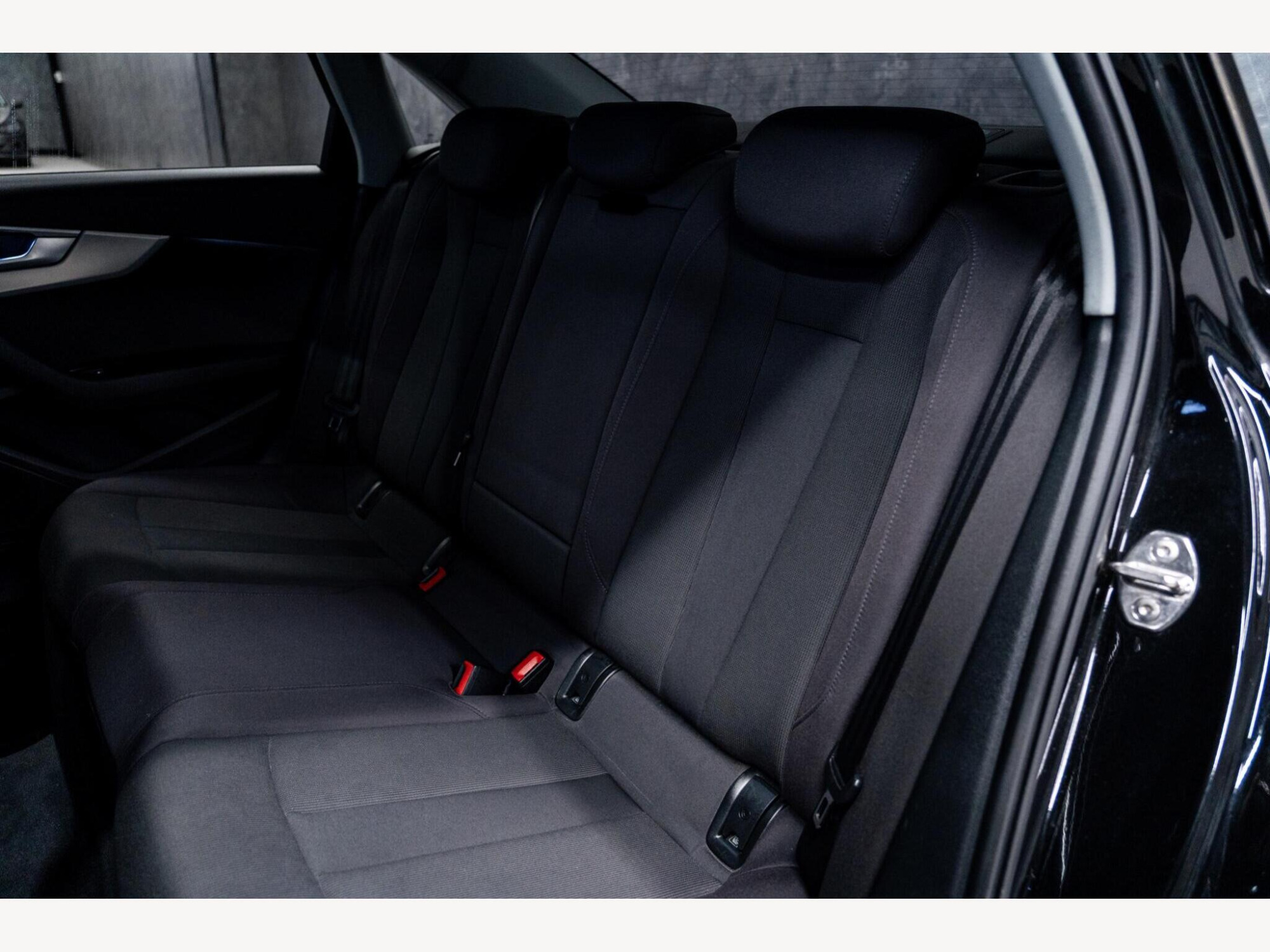 2017 Audi A4 image 38