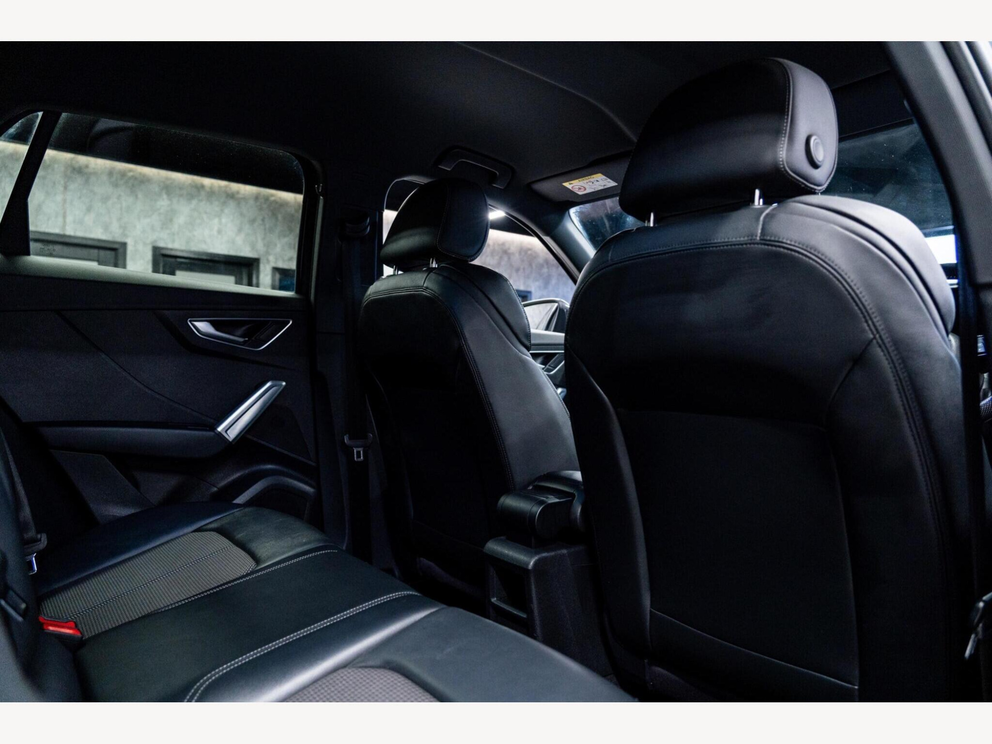 2017 Audi Q2 image 36