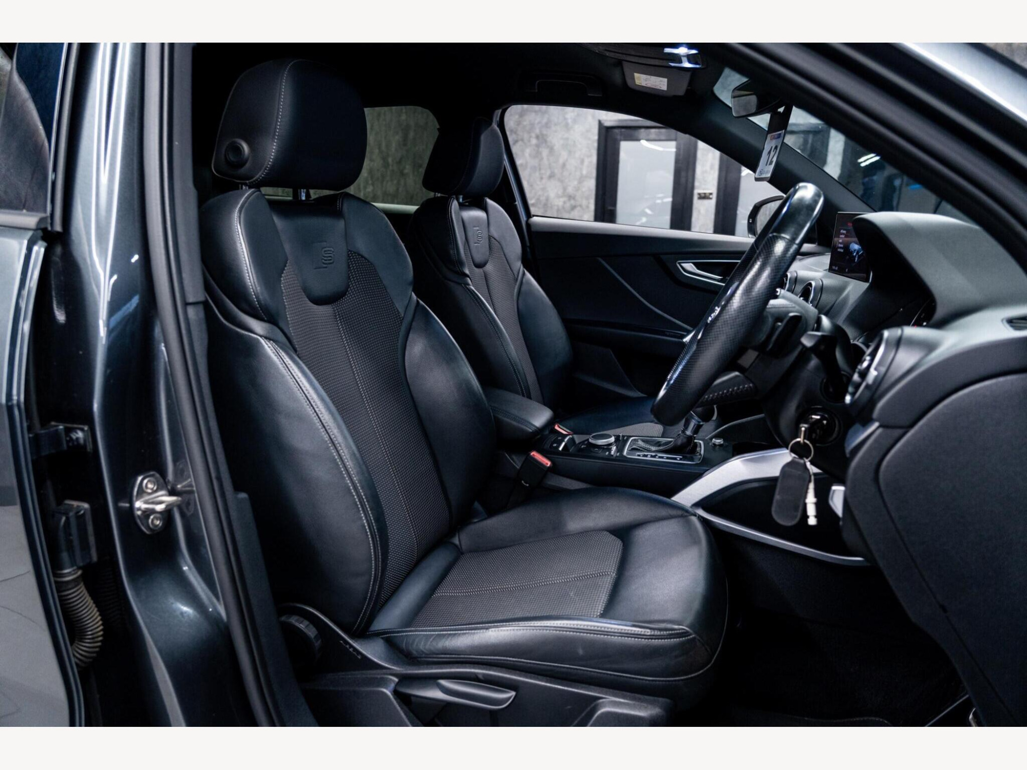 2017 Audi Q2 image 35