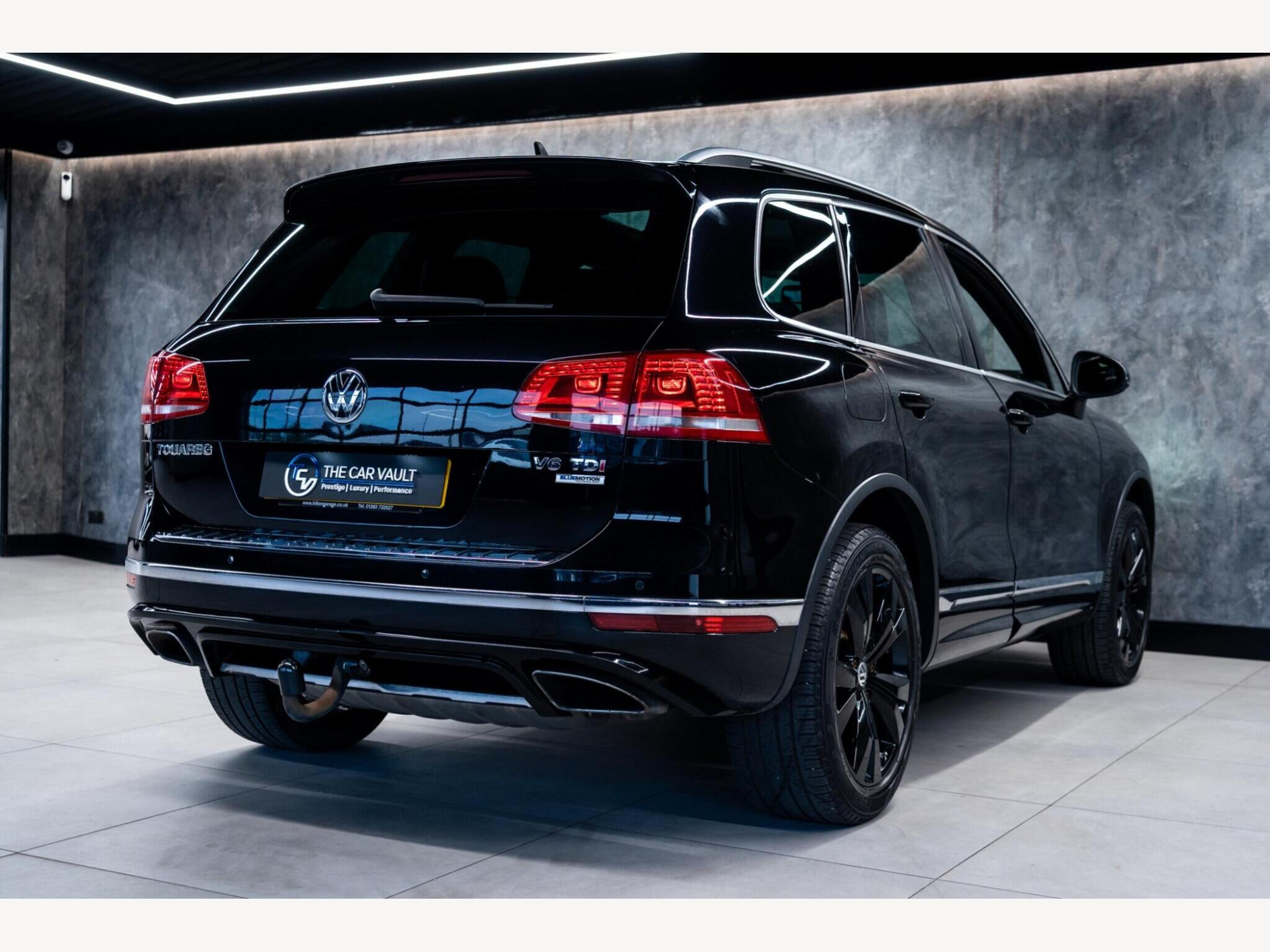 2016 Volkswagen Touareg image 8