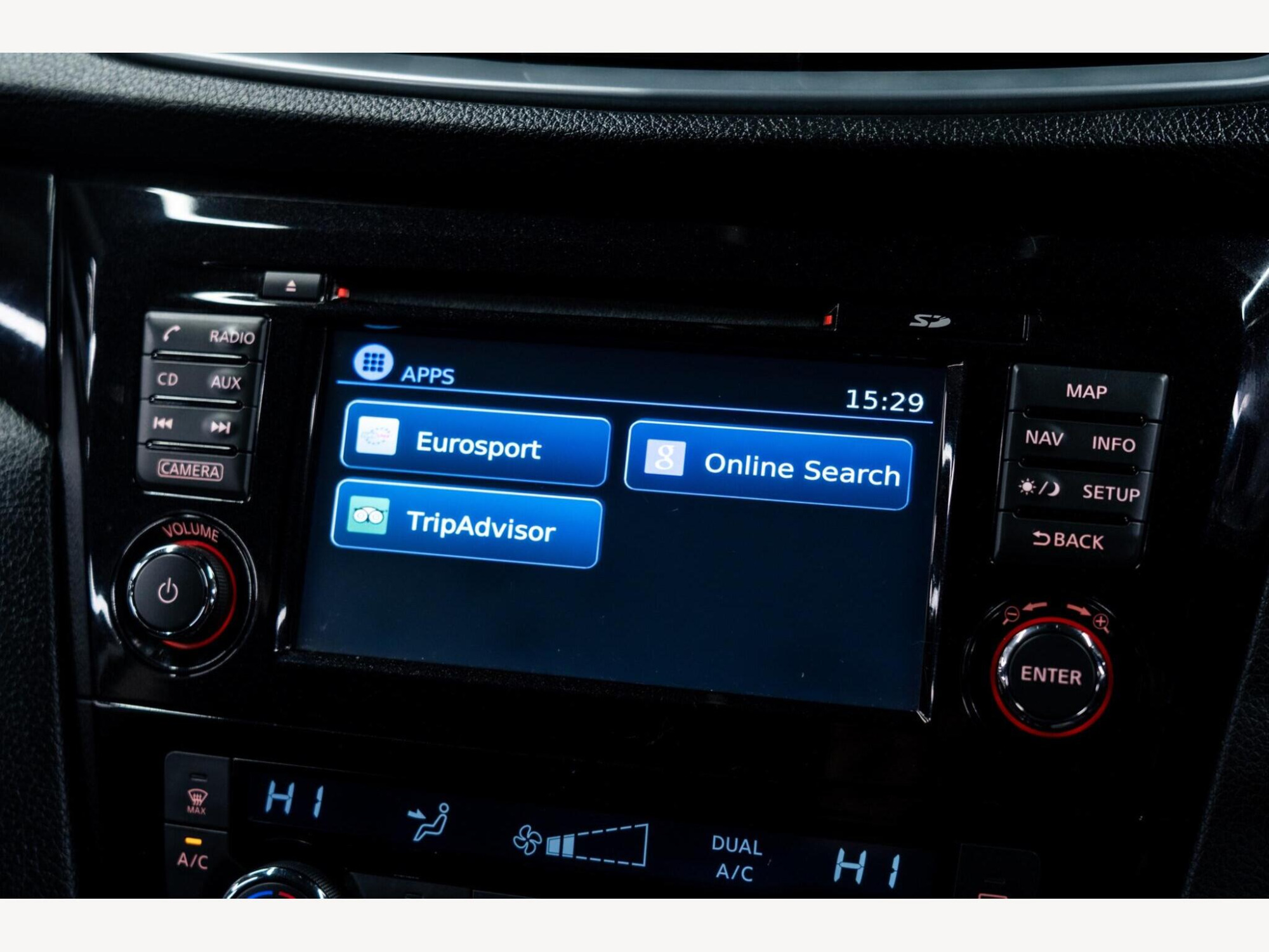 2018 Nissan Qashqai image 24