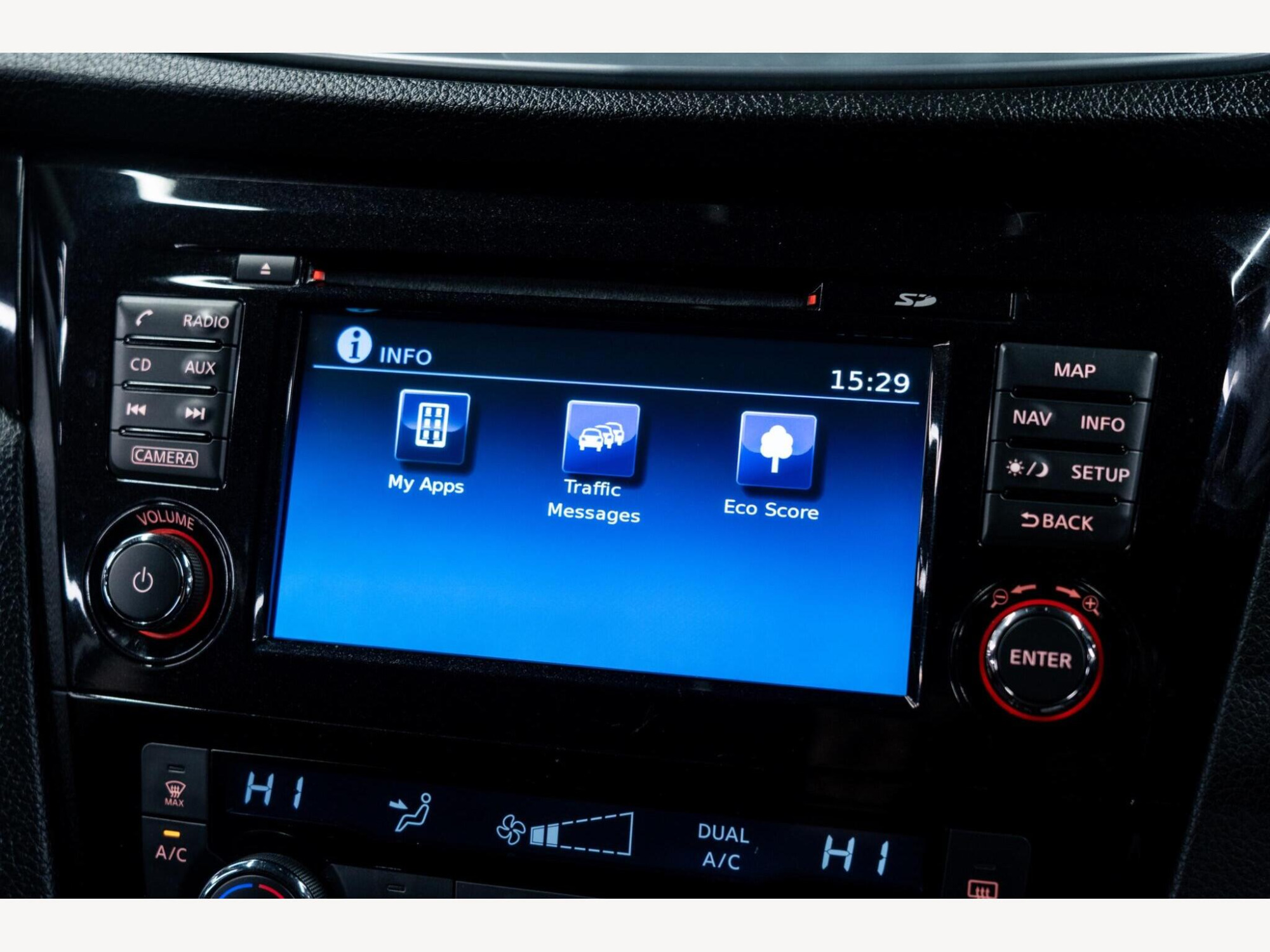 2018 Nissan Qashqai image 23