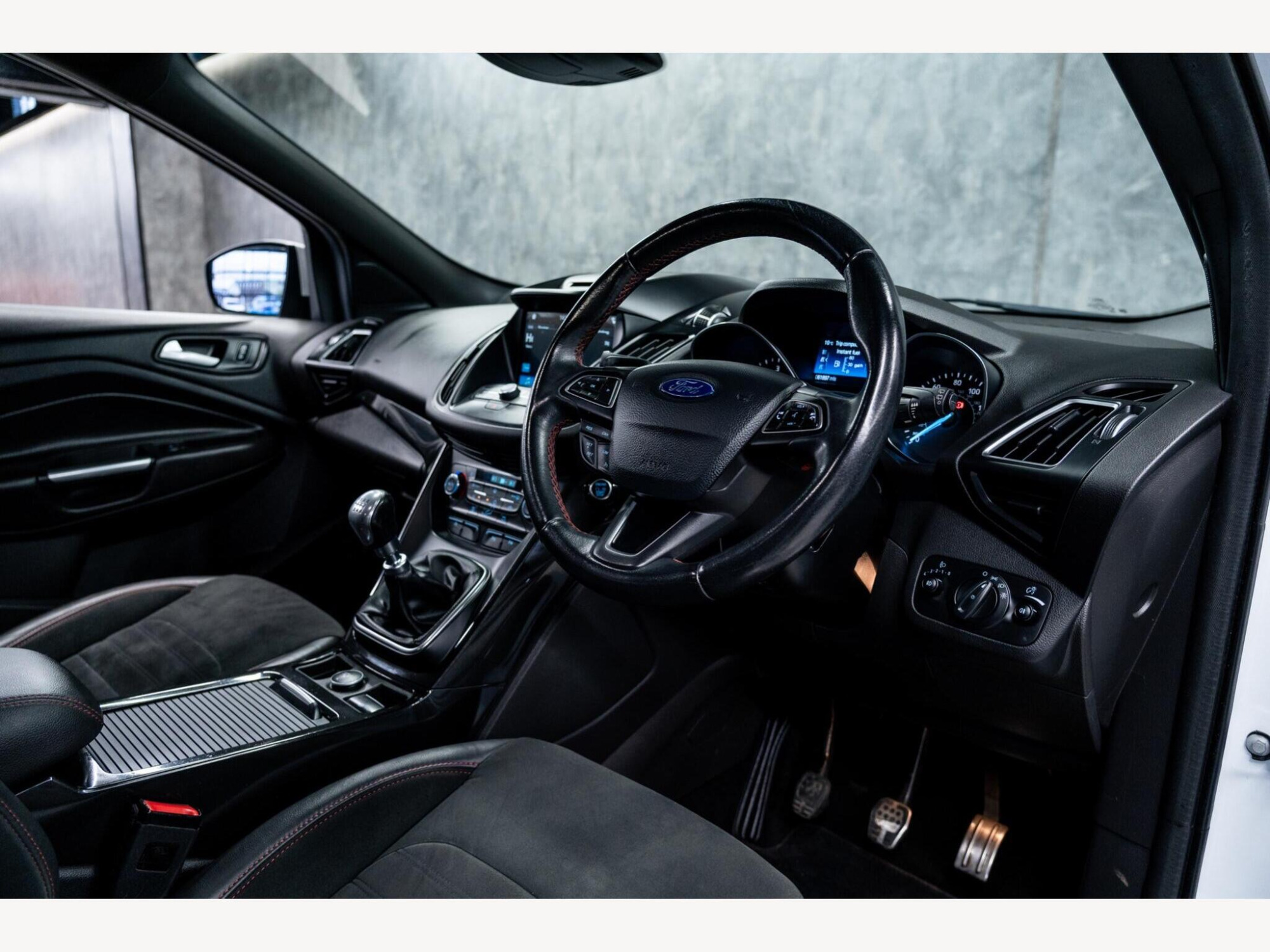 2018 Ford Kuga image 3