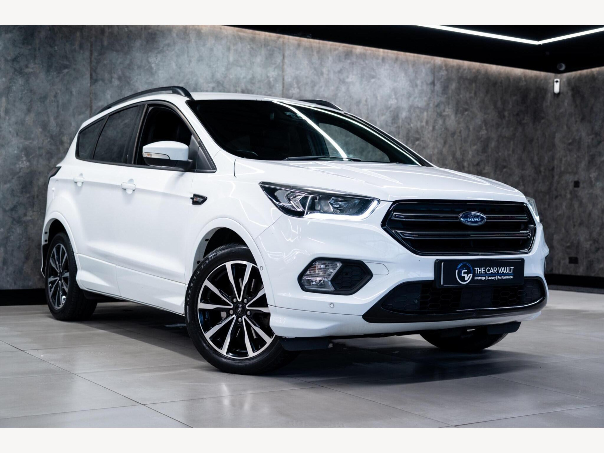 2018 Ford Kuga image 1