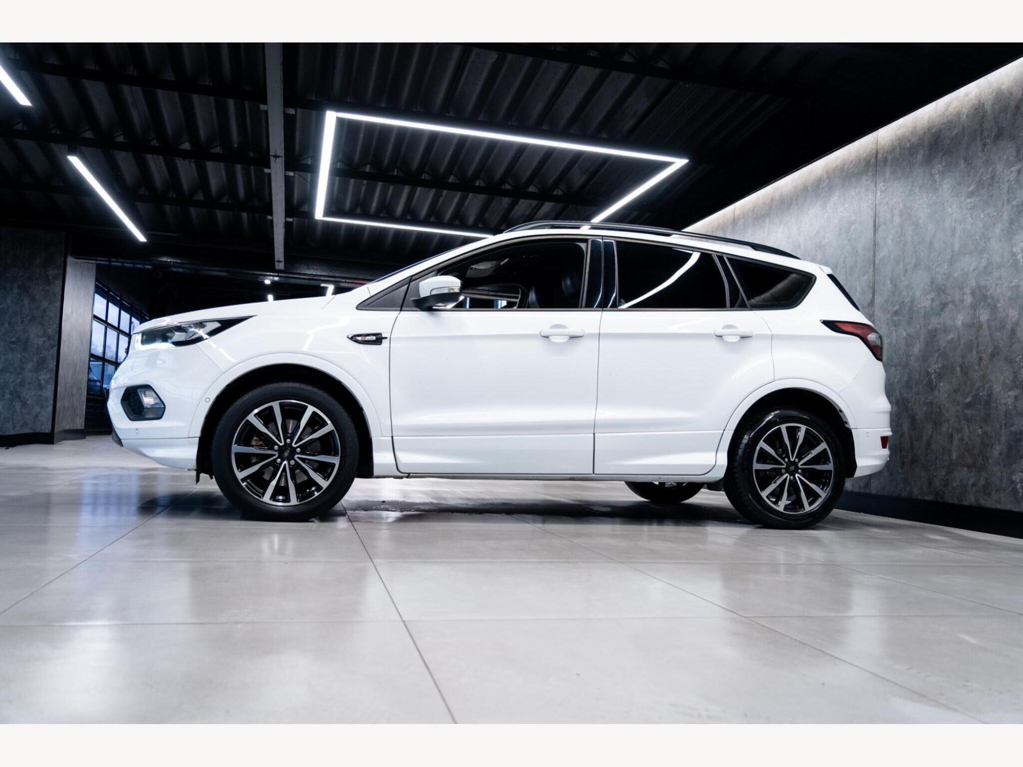 2018 Ford Kuga image 9