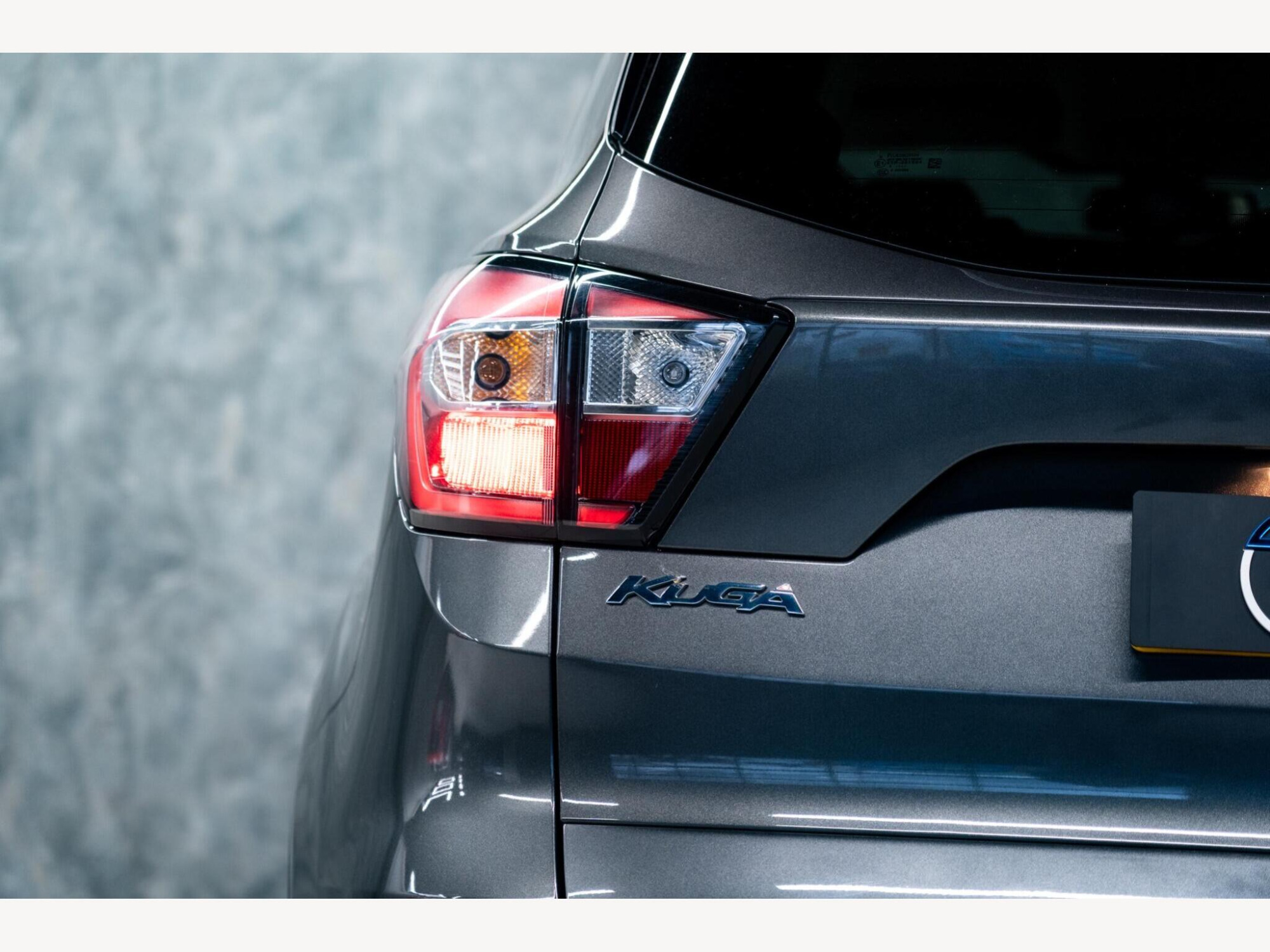 2019 Ford Kuga image 11