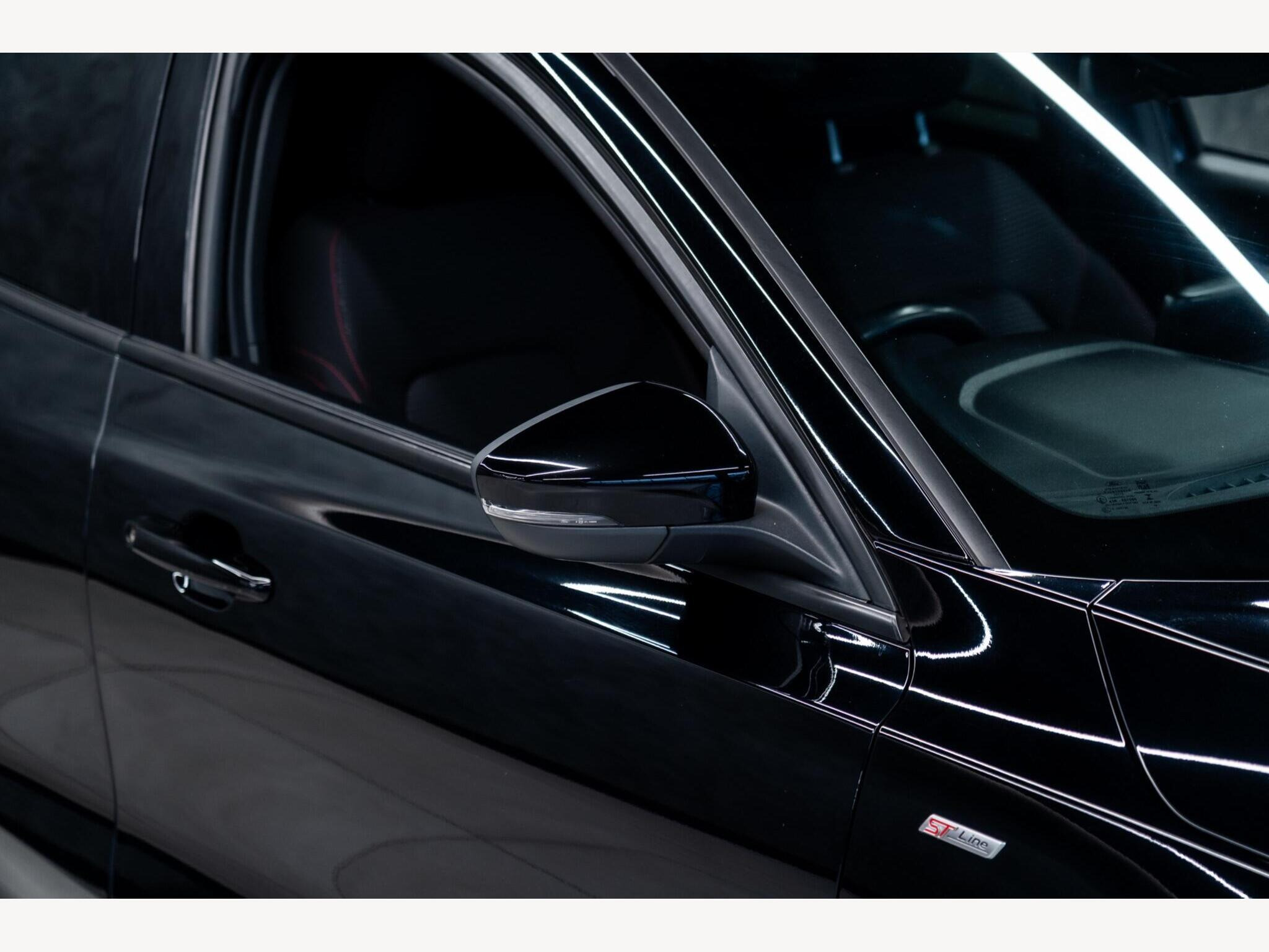 2019 Ford Focus image 10