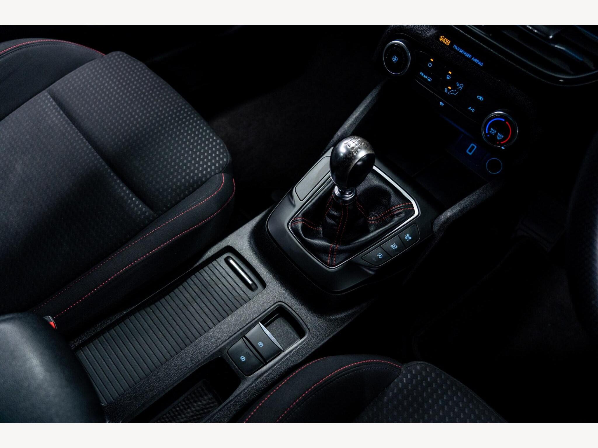 2019 Ford Focus image 23