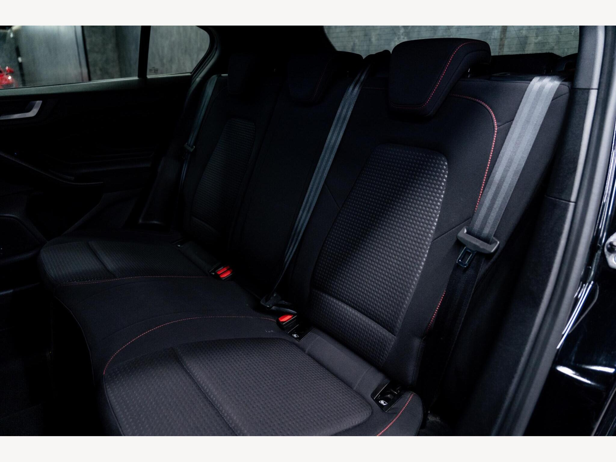 2019 Ford Focus image 34