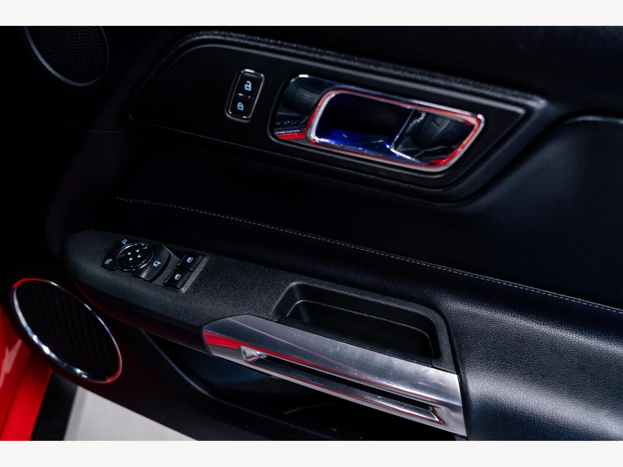 2017 Ford Mustang image 43