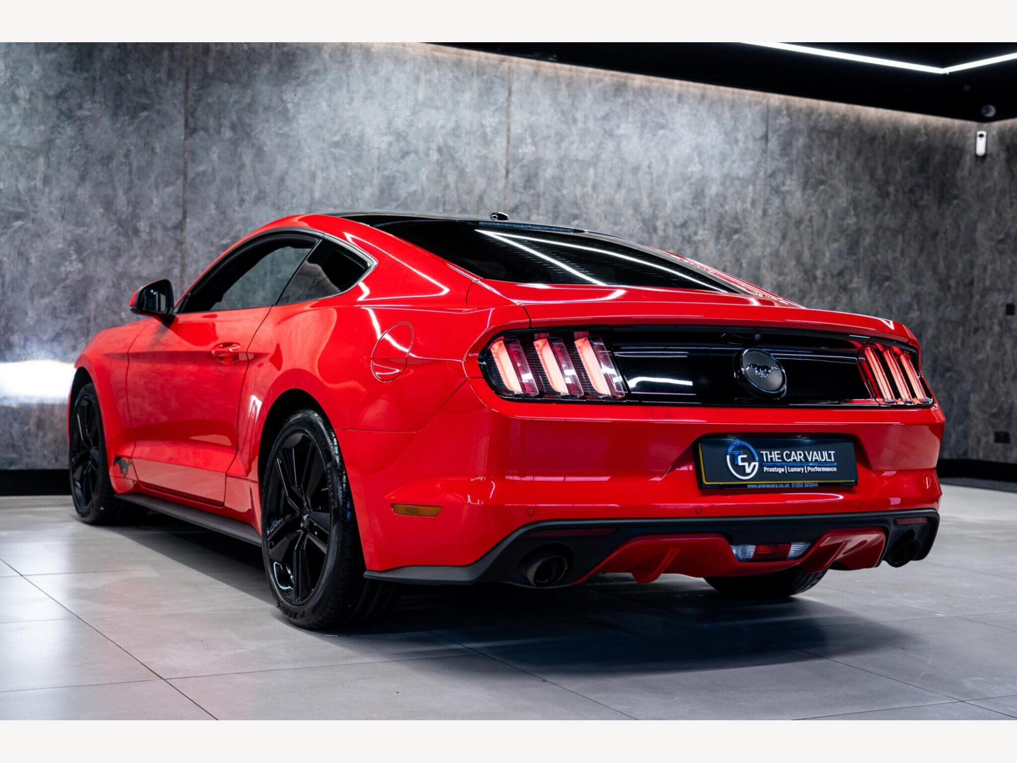 2017 Ford Mustang image 6