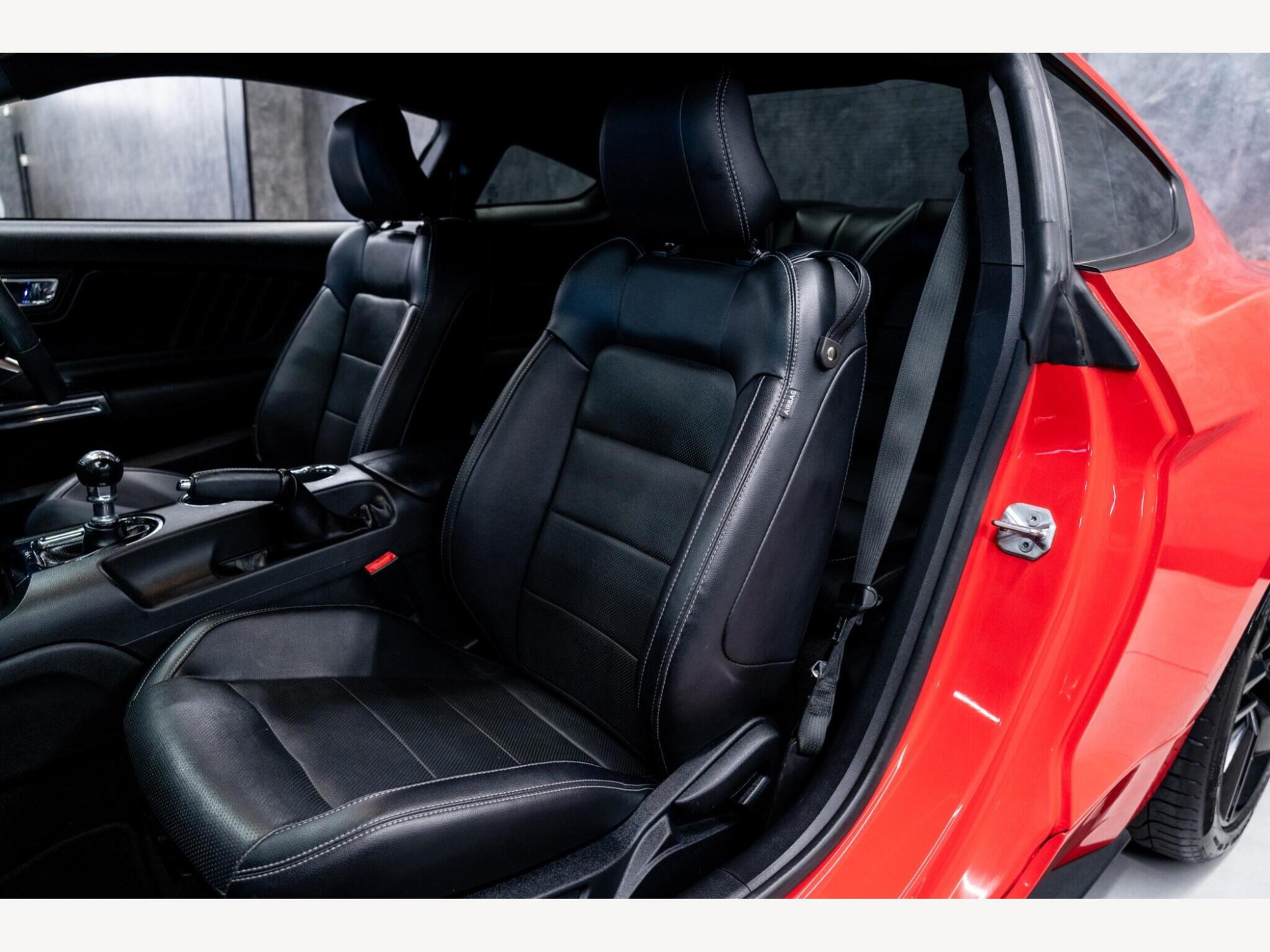 2017 Ford Mustang image 49