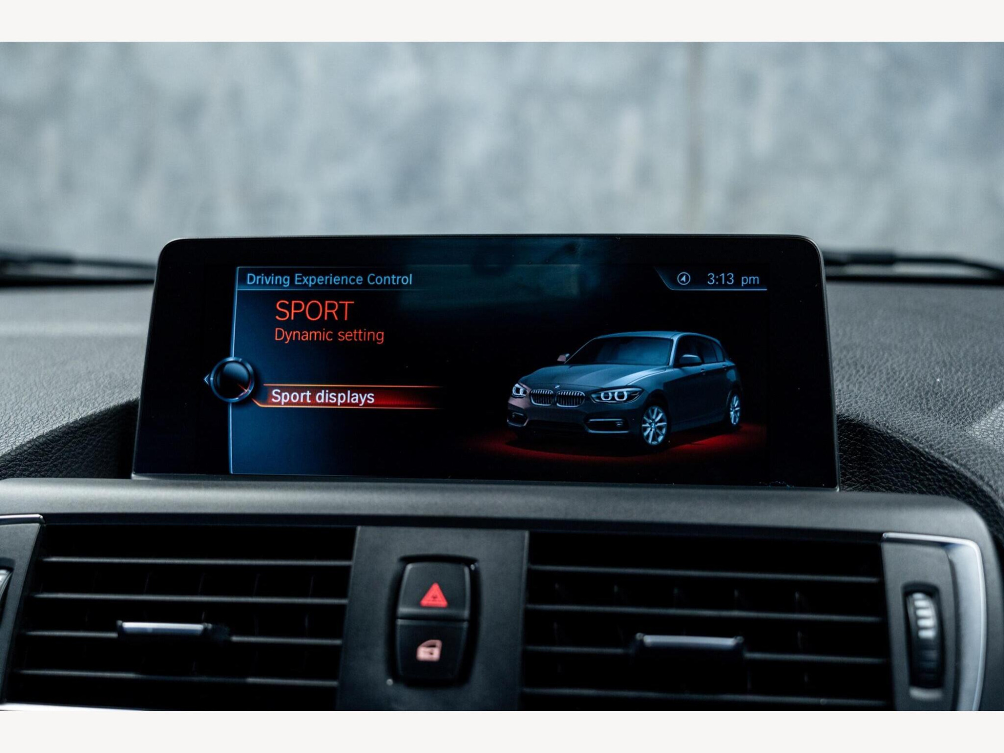 2016 BMW 1 Series image 22