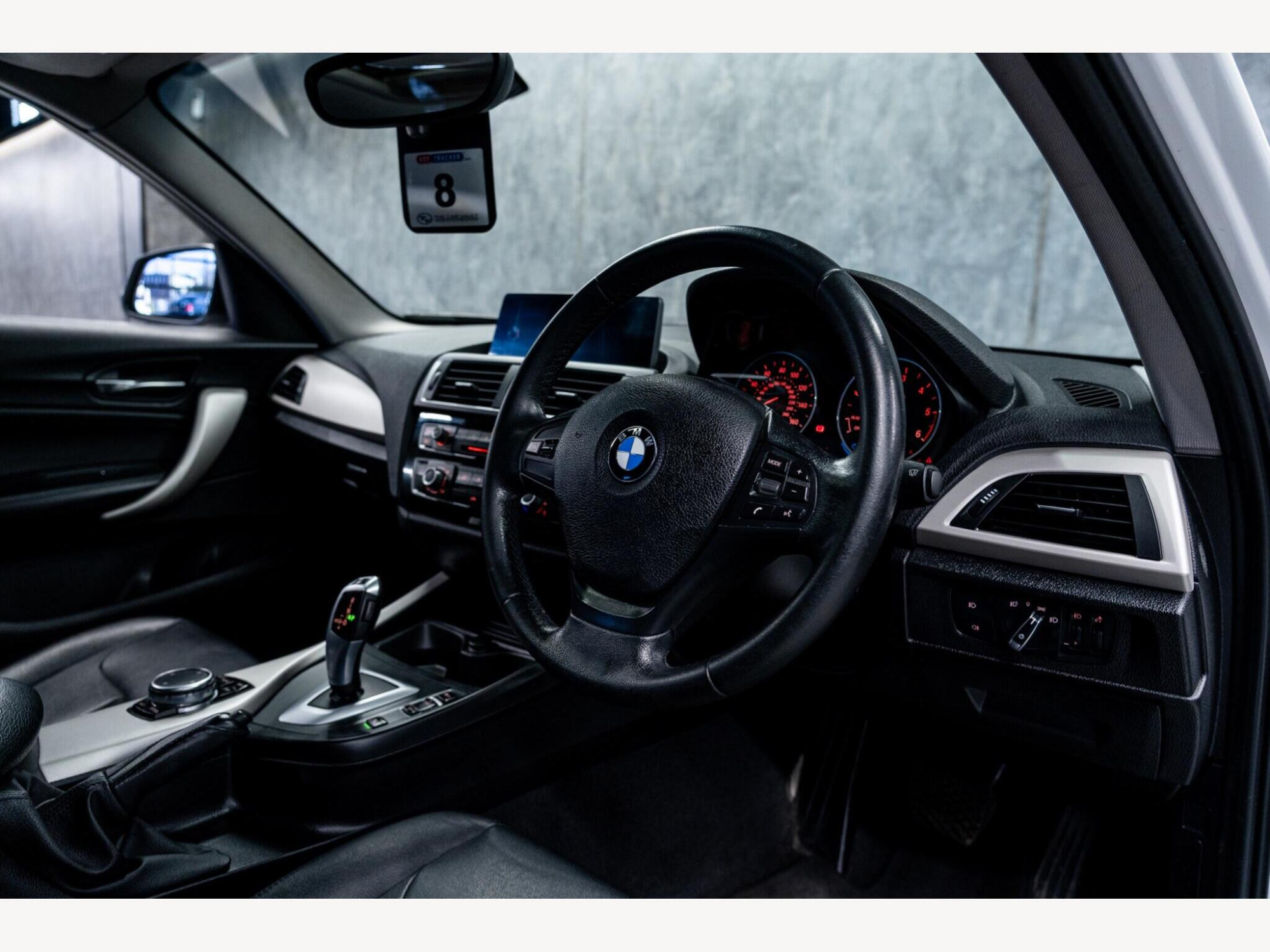 2016 BMW 1 Series image 15
