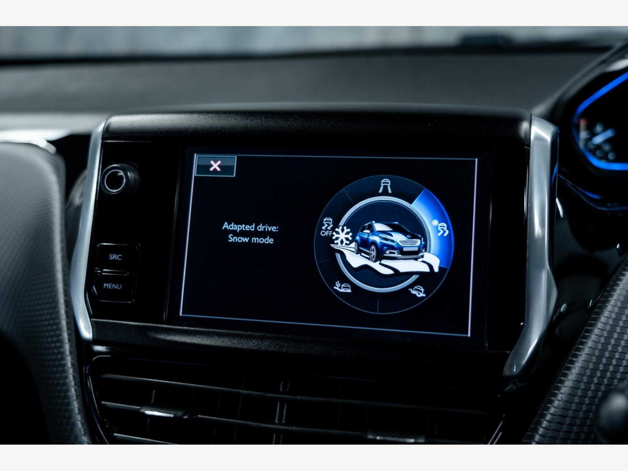 2016 Peugeot 2008 image 28