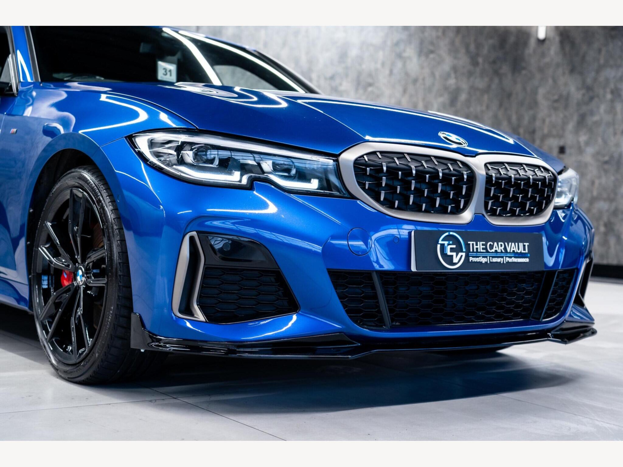 2022 BMW 3 Series image 9