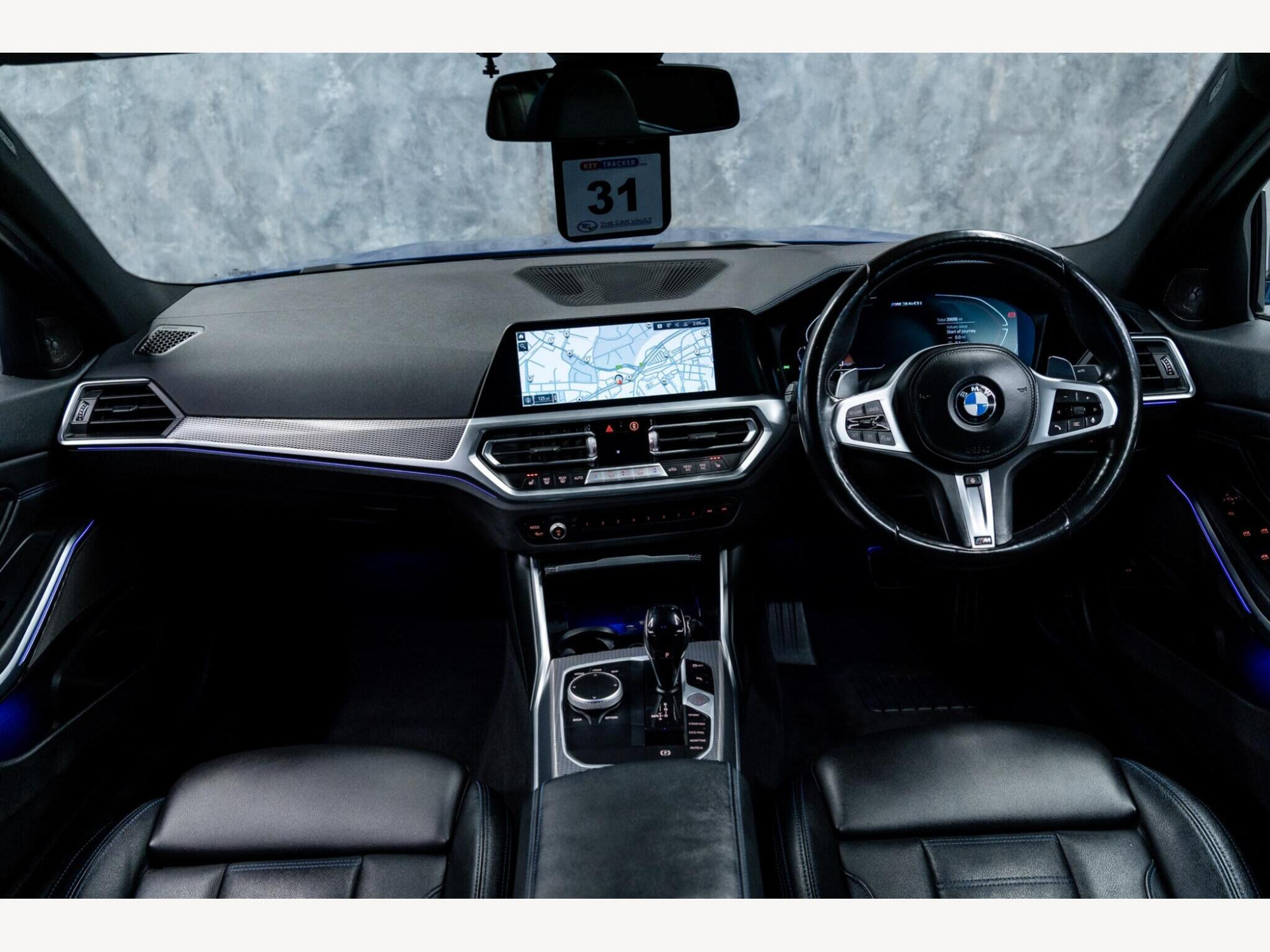 2022 BMW 3 Series image 2