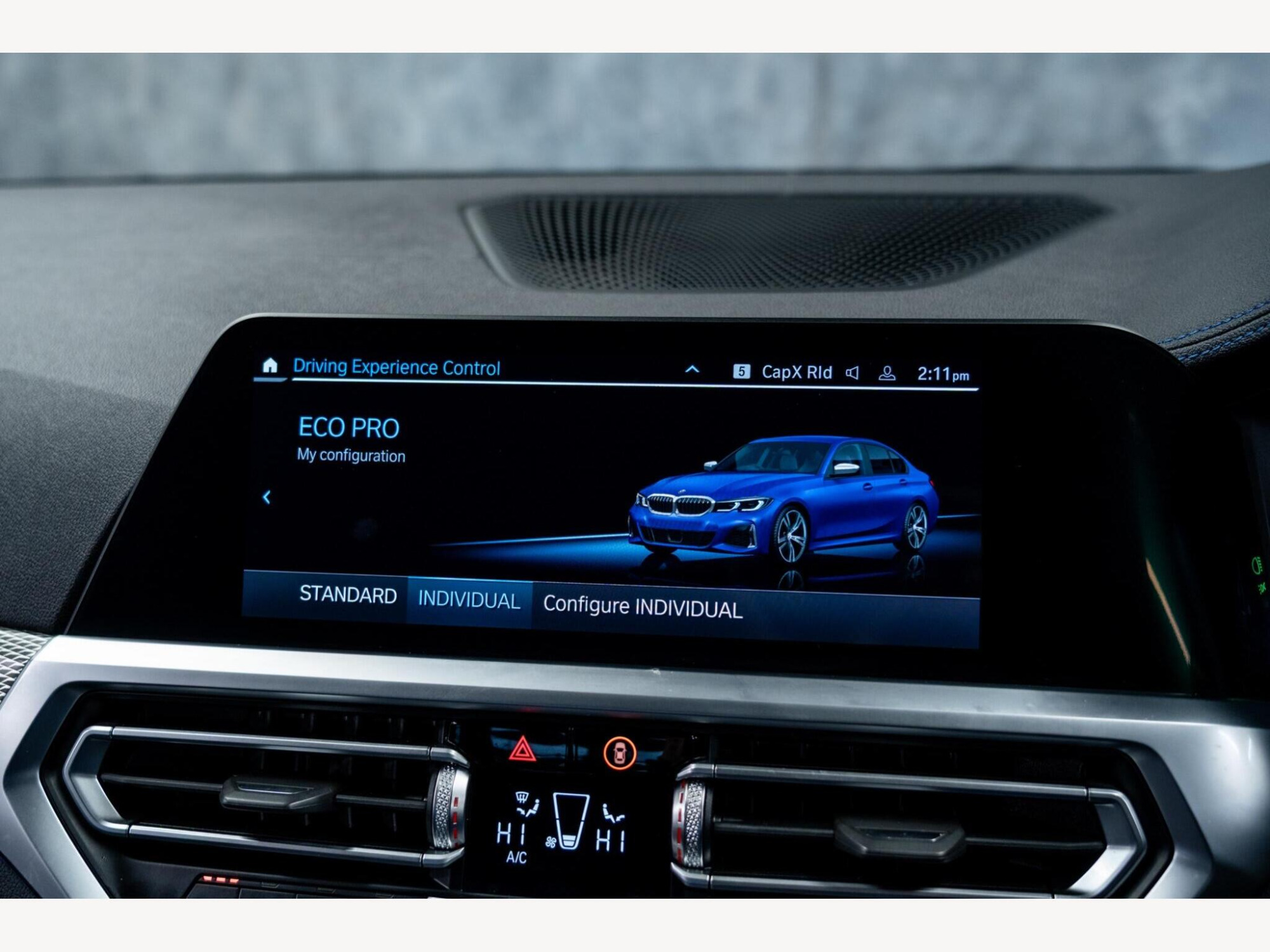 2022 BMW 3 Series image 25