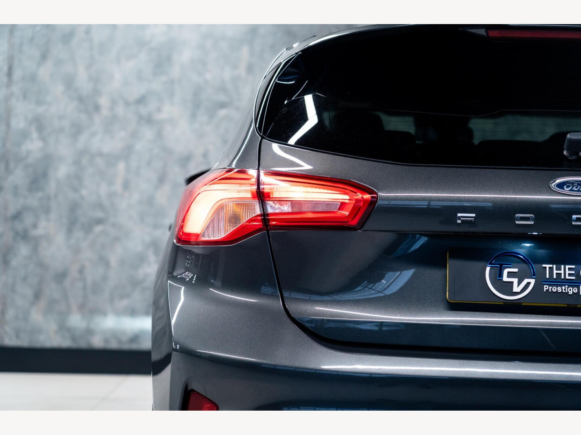 2018 Ford Focus image 12