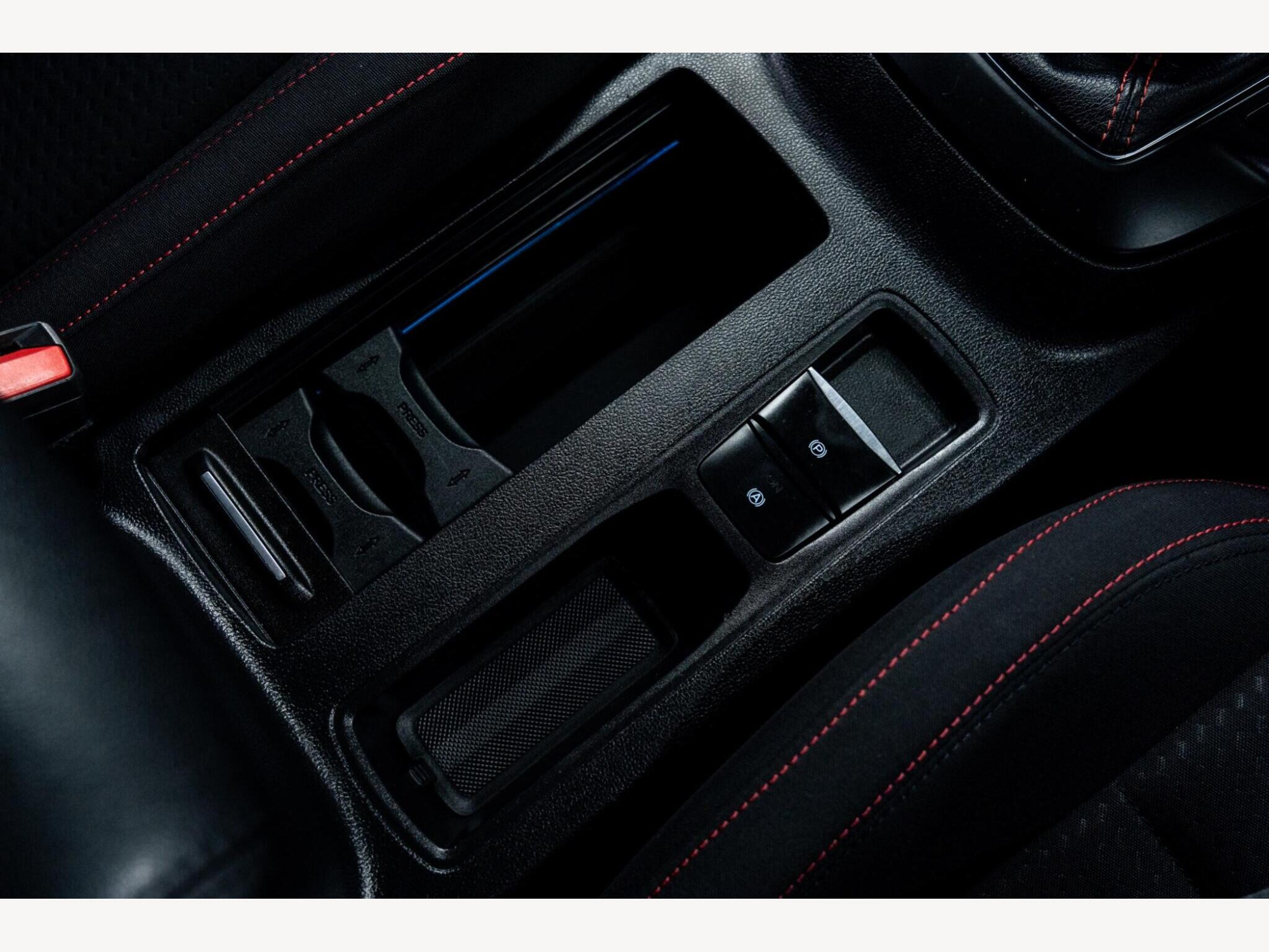 2018 Ford Focus image 33