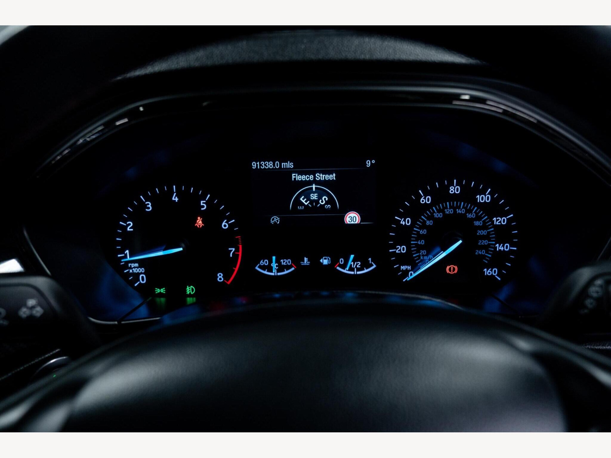 2018 Ford Focus image 17
