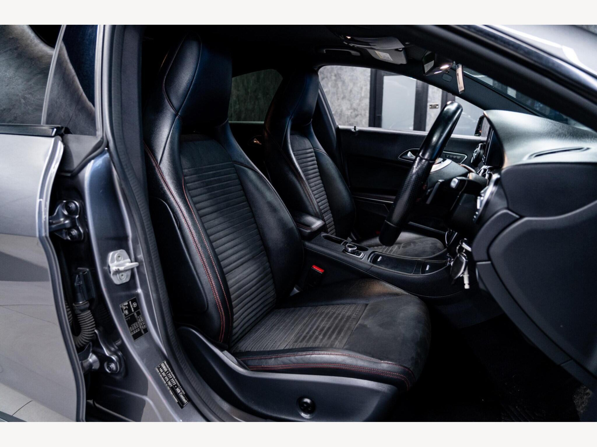 2013 Mercedes-Benz CLA image 33