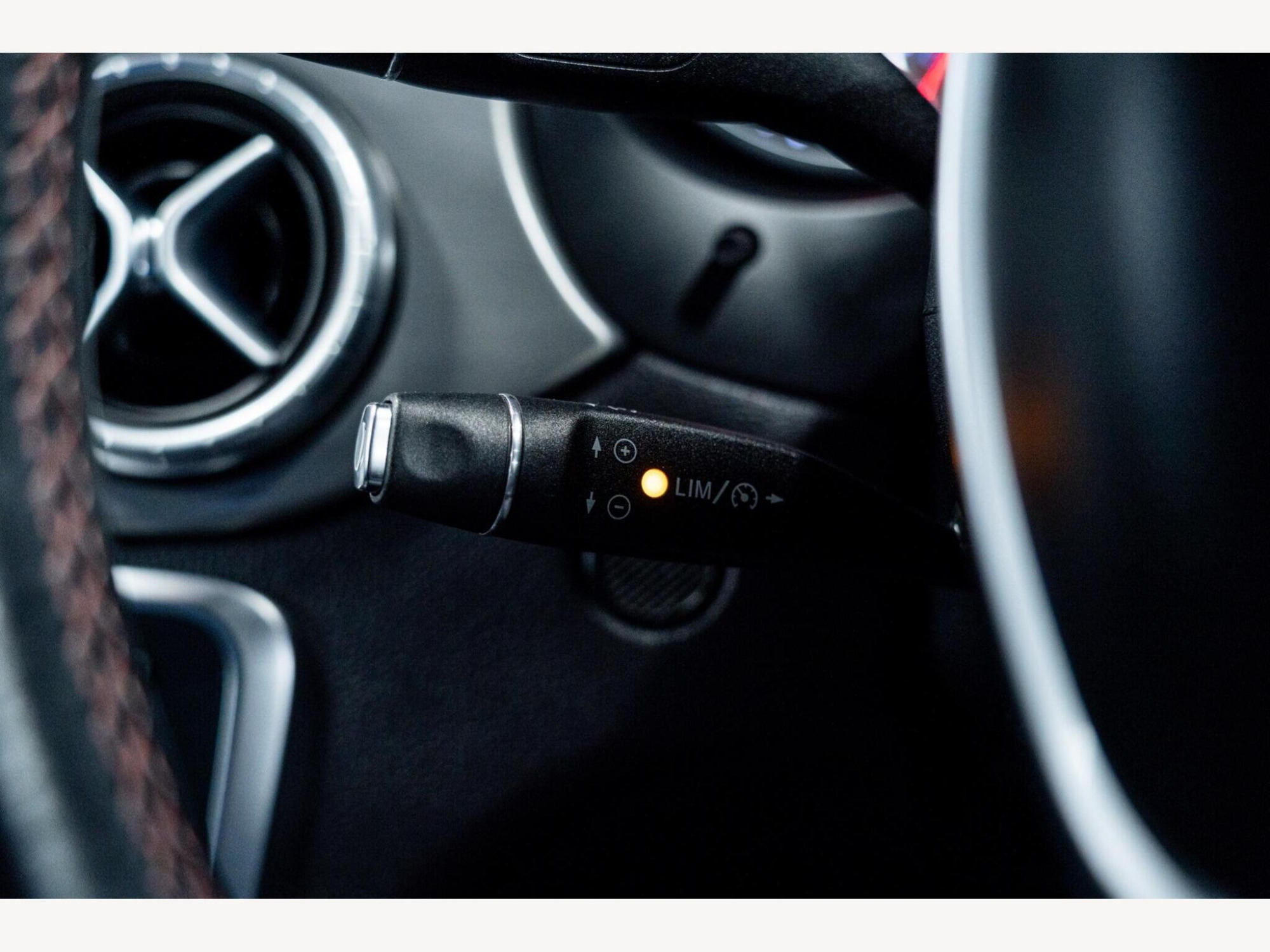 2013 Mercedes-Benz CLA image 29
