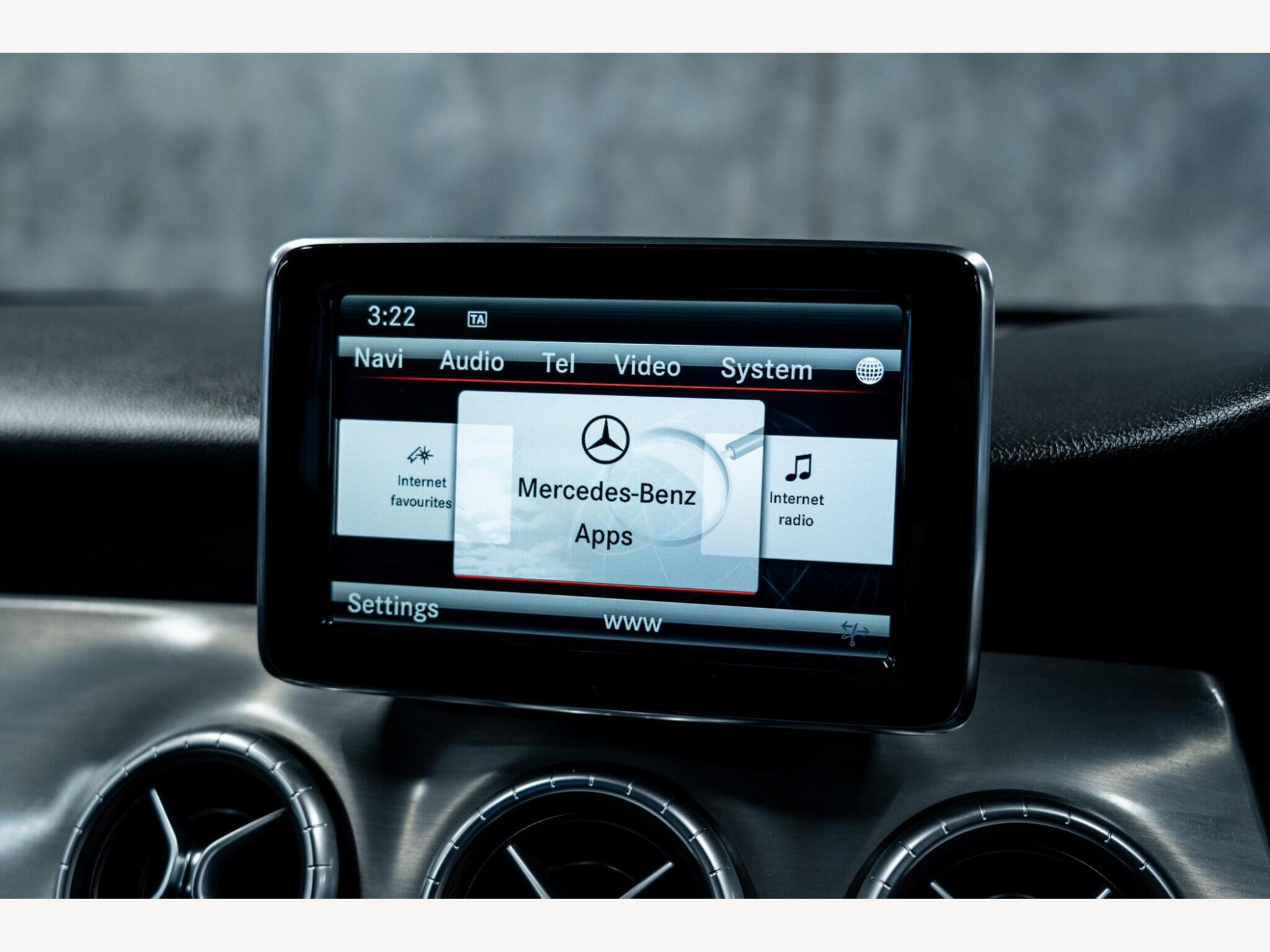 2013 Mercedes-Benz CLA image 20