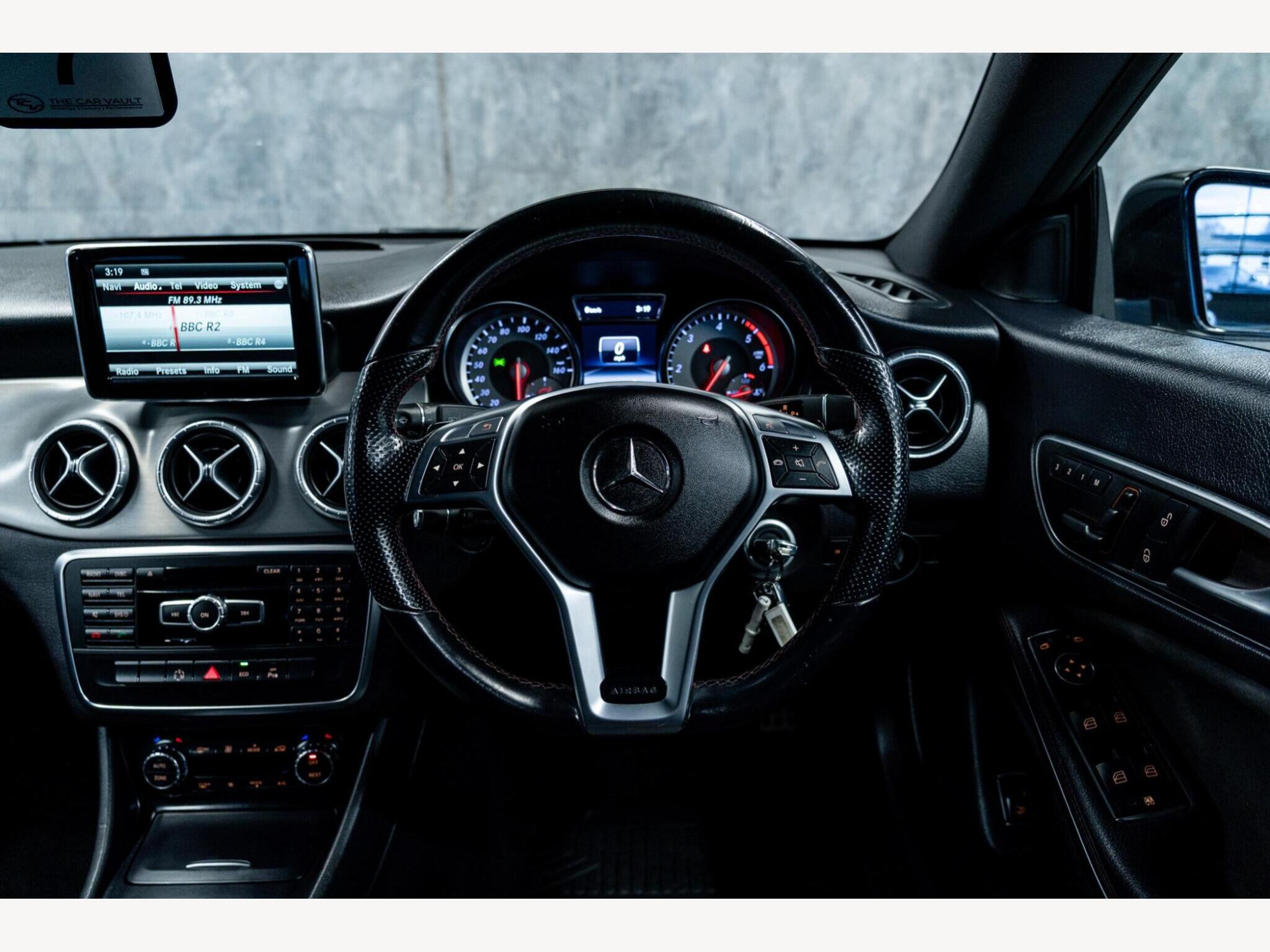 2013 Mercedes-Benz CLA image 16