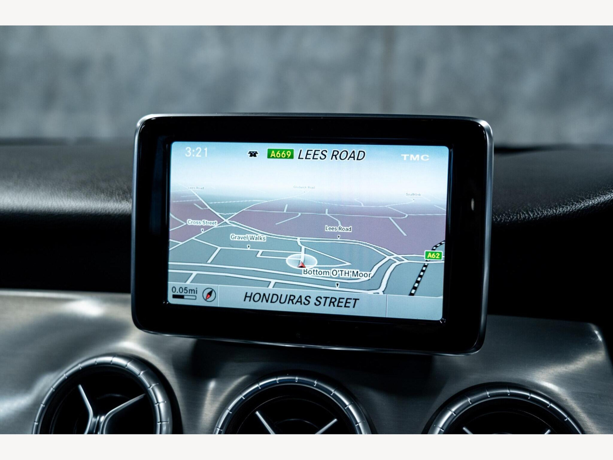 2013 Mercedes-Benz CLA image 19
