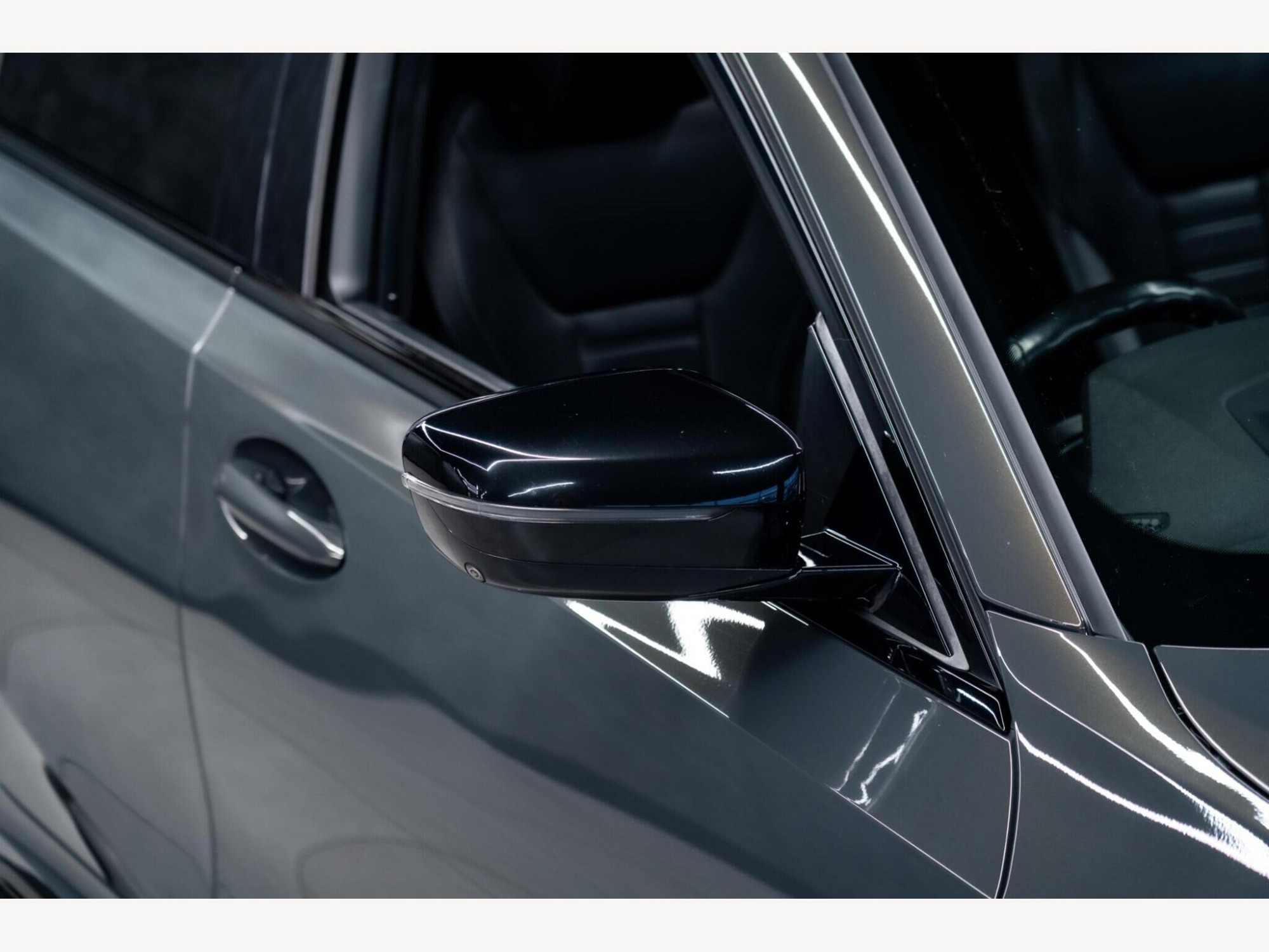 2021 BMW 3 Series image 11