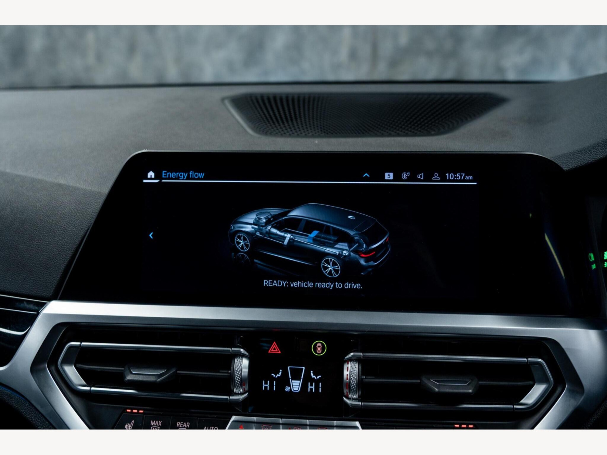 2021 BMW 3 Series image 34
