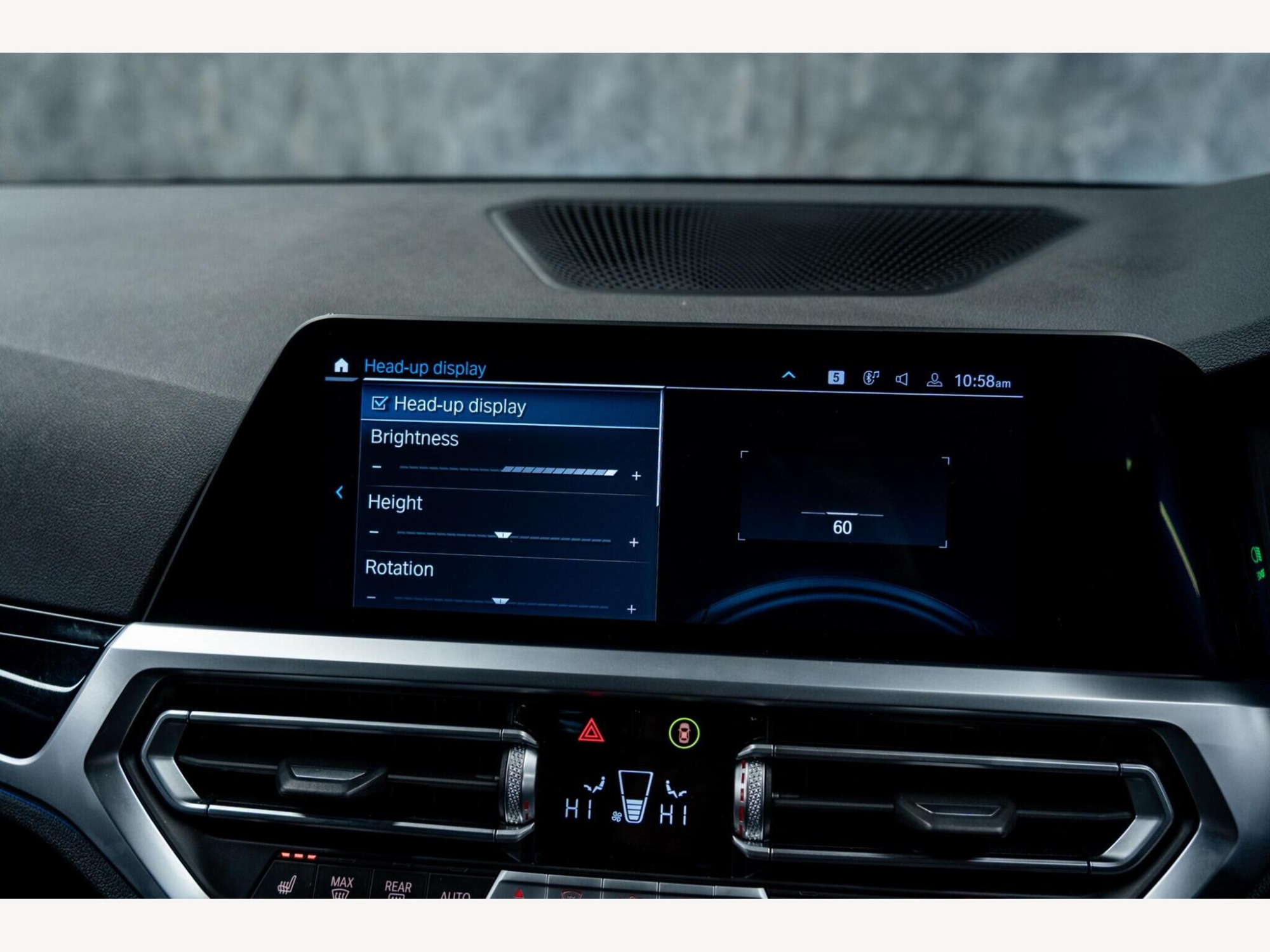 2021 BMW 3 Series image 36