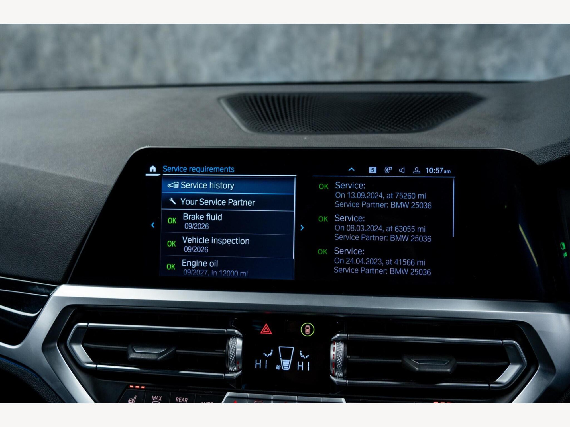 2021 BMW 3 Series image 25