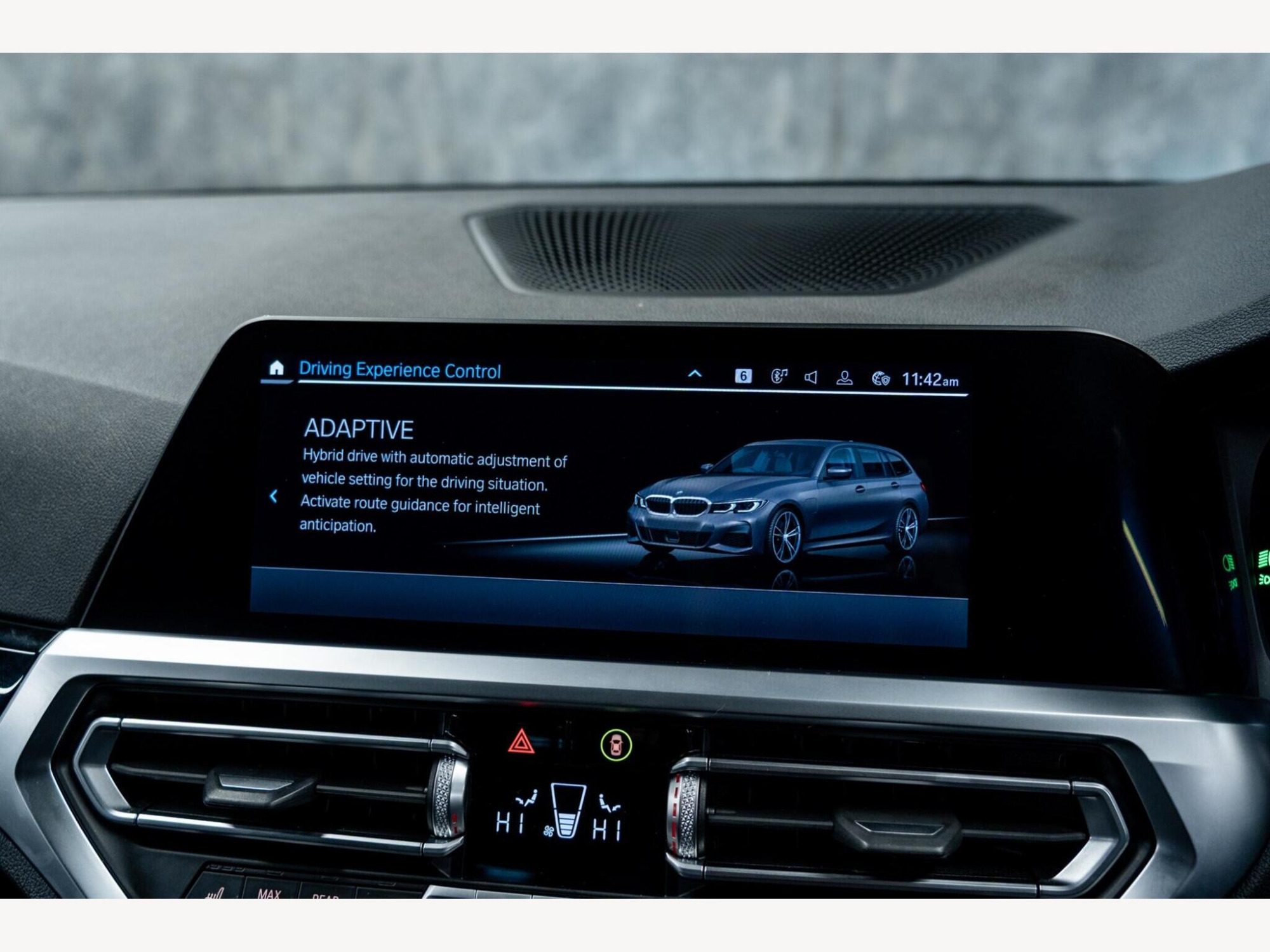 2021 BMW 3 Series image 33