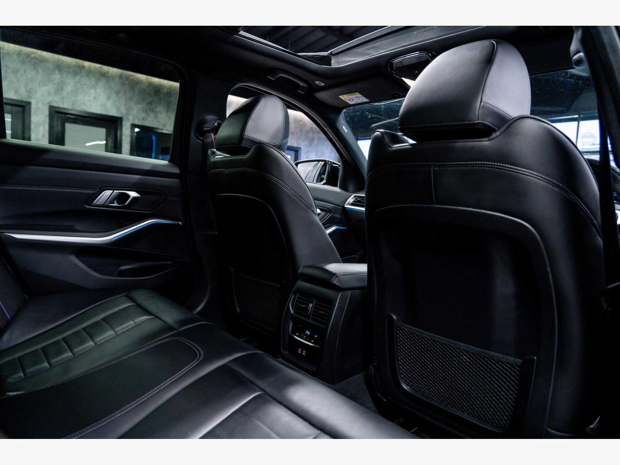 2021 BMW 3 Series image 59