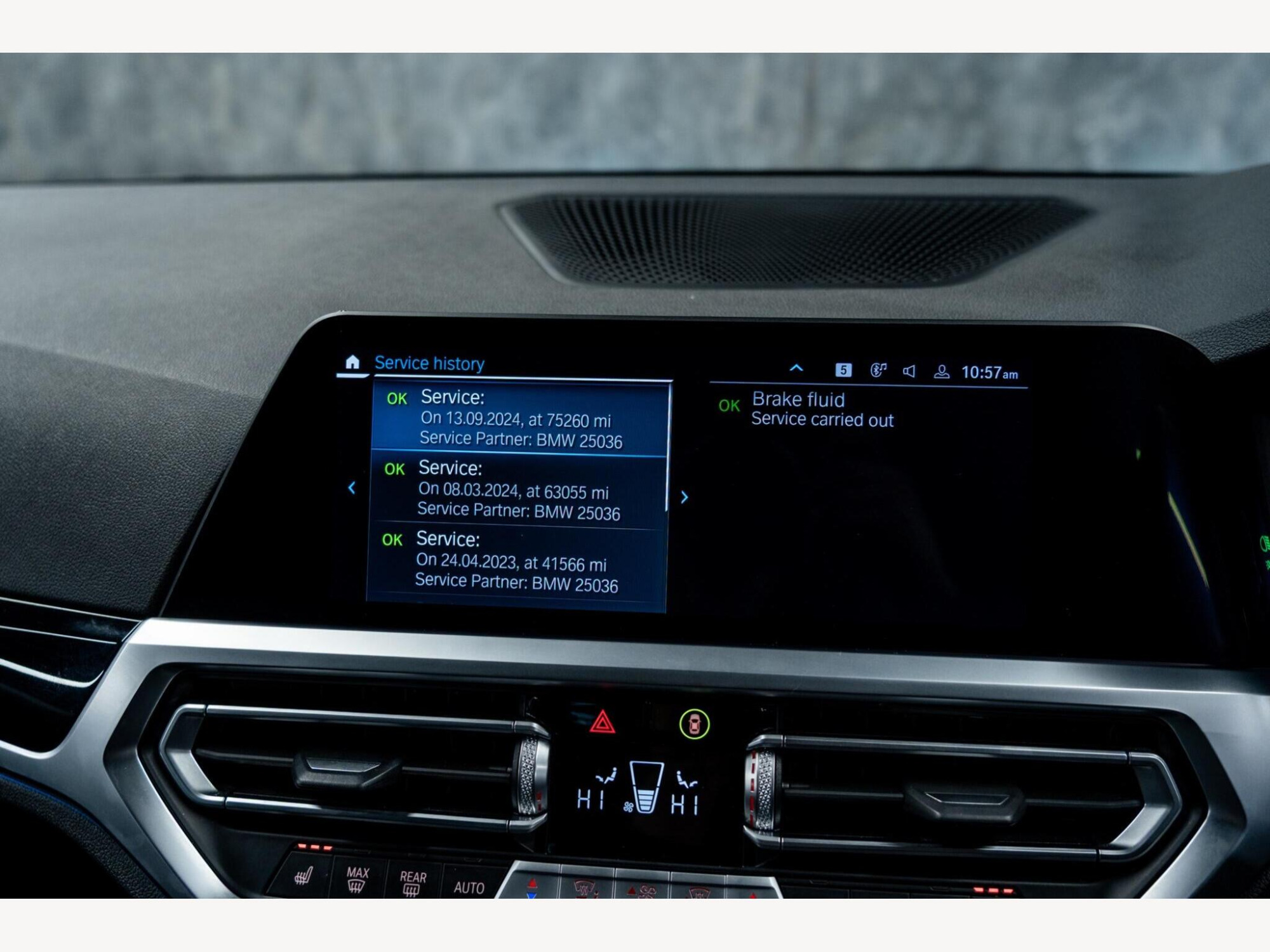 2021 BMW 3 Series image 24