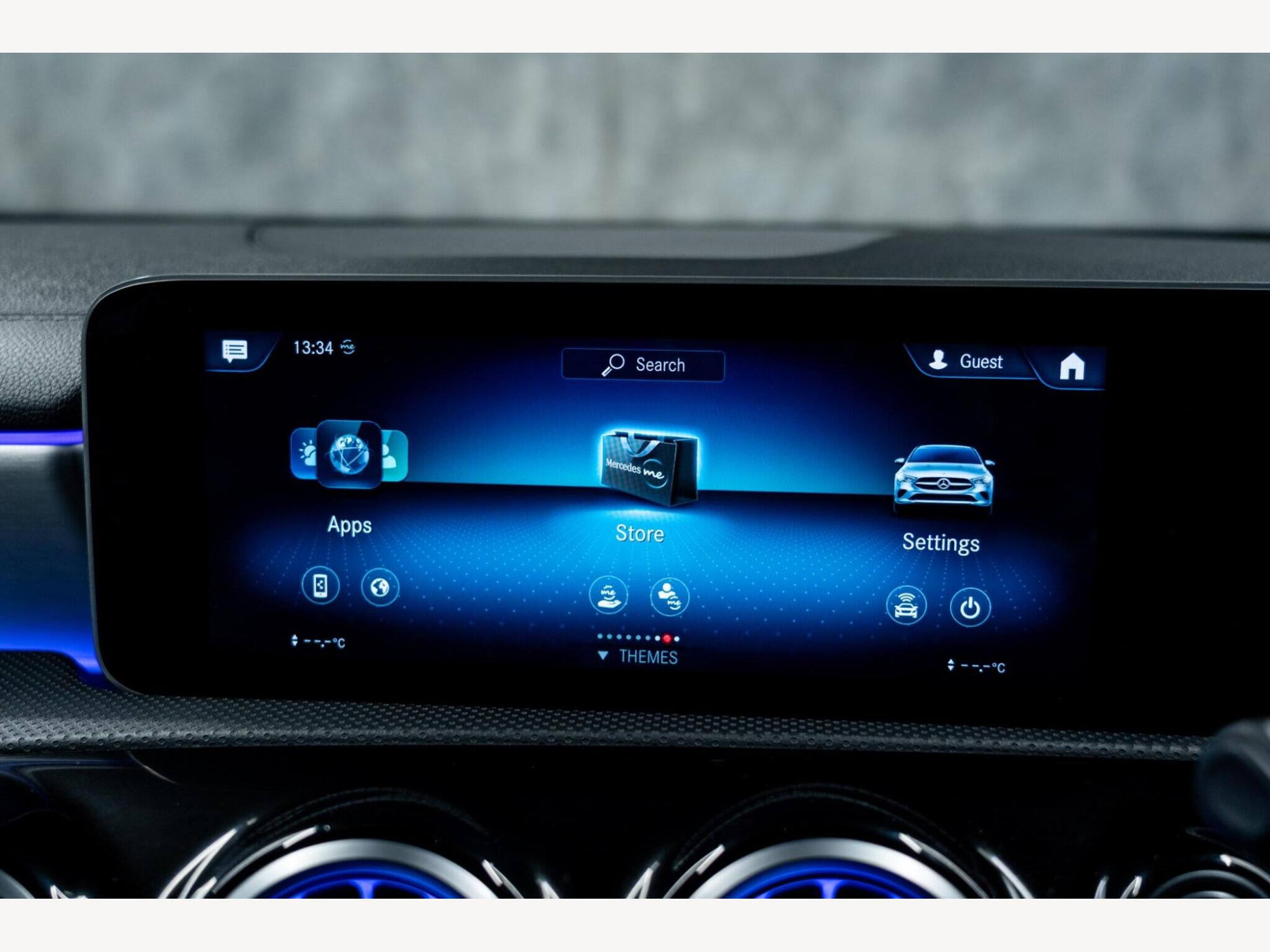 2020 Mercedes-Benz CLA image 39