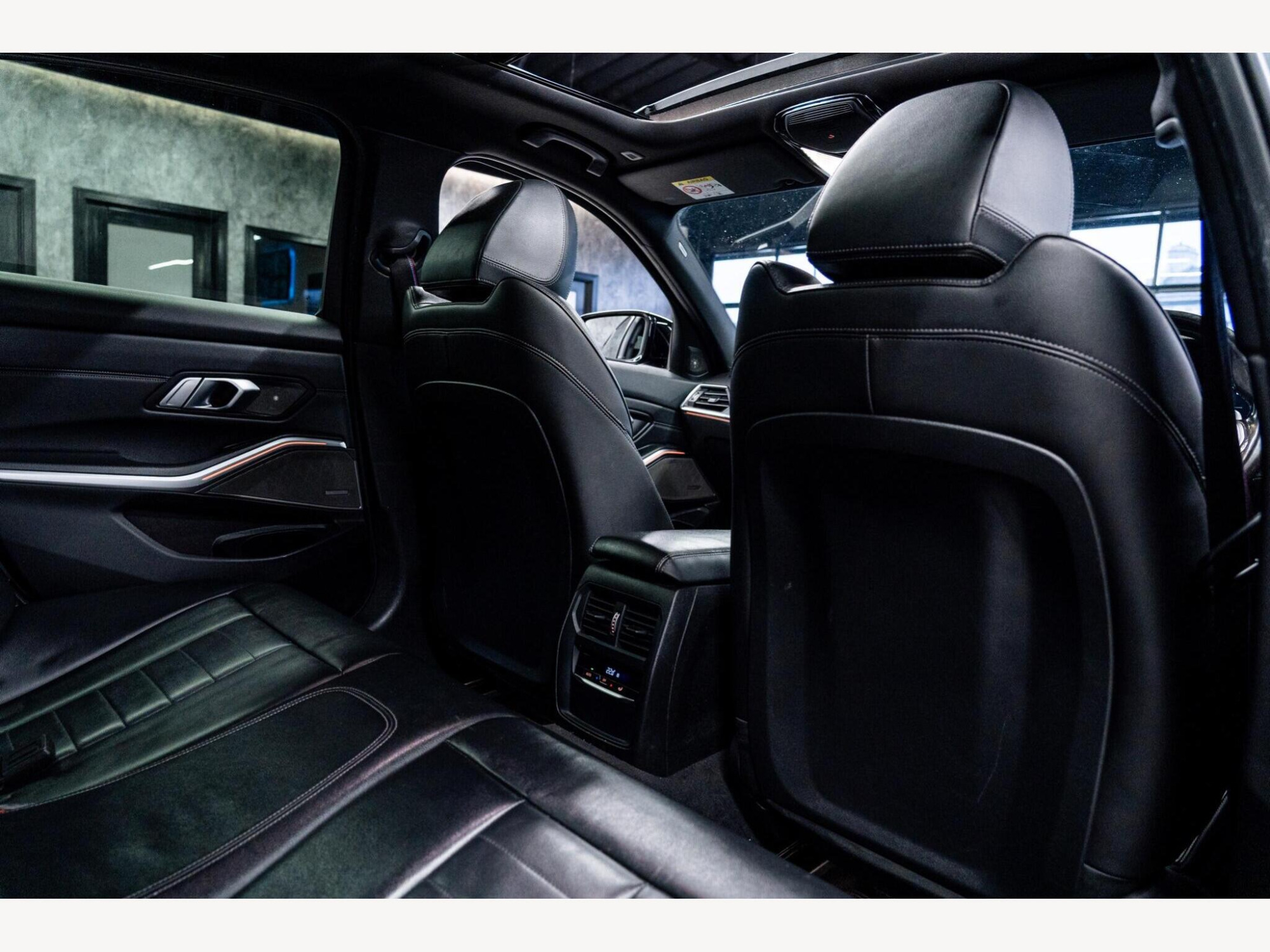 2021 BMW 3 Series image 50