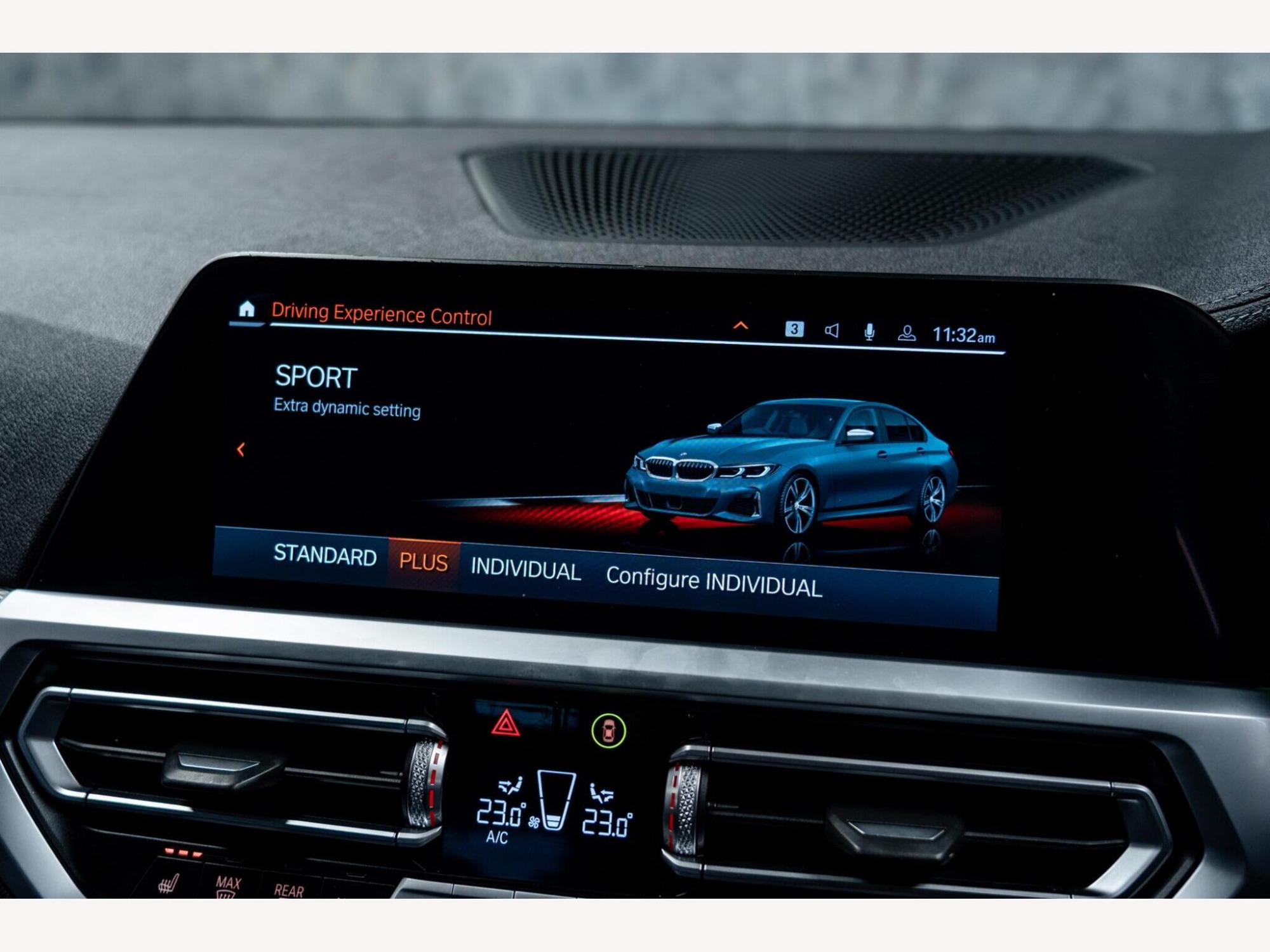 2021 BMW 3 Series image 24