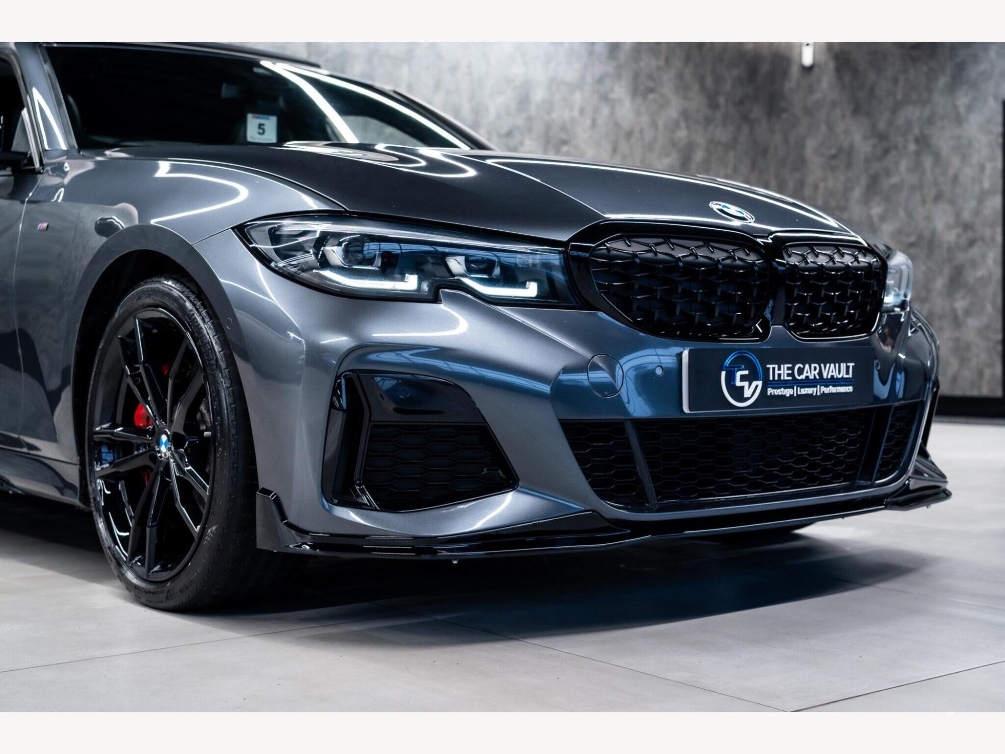 2021 BMW 3 Series image 10