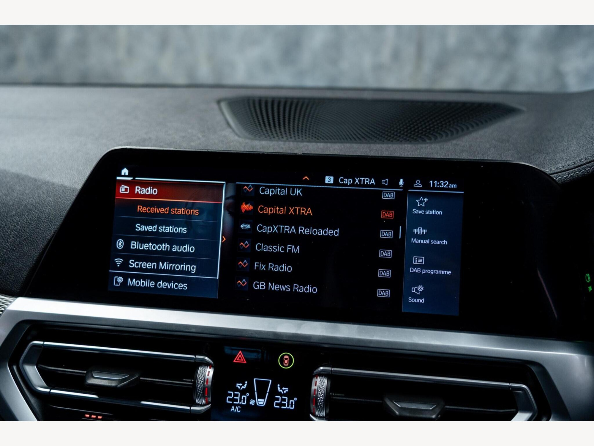 2021 BMW 3 Series image 40