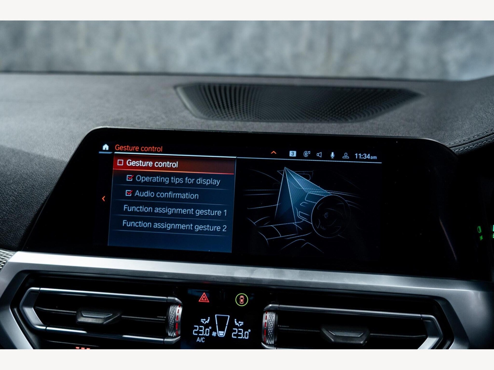 2021 BMW 3 Series image 31