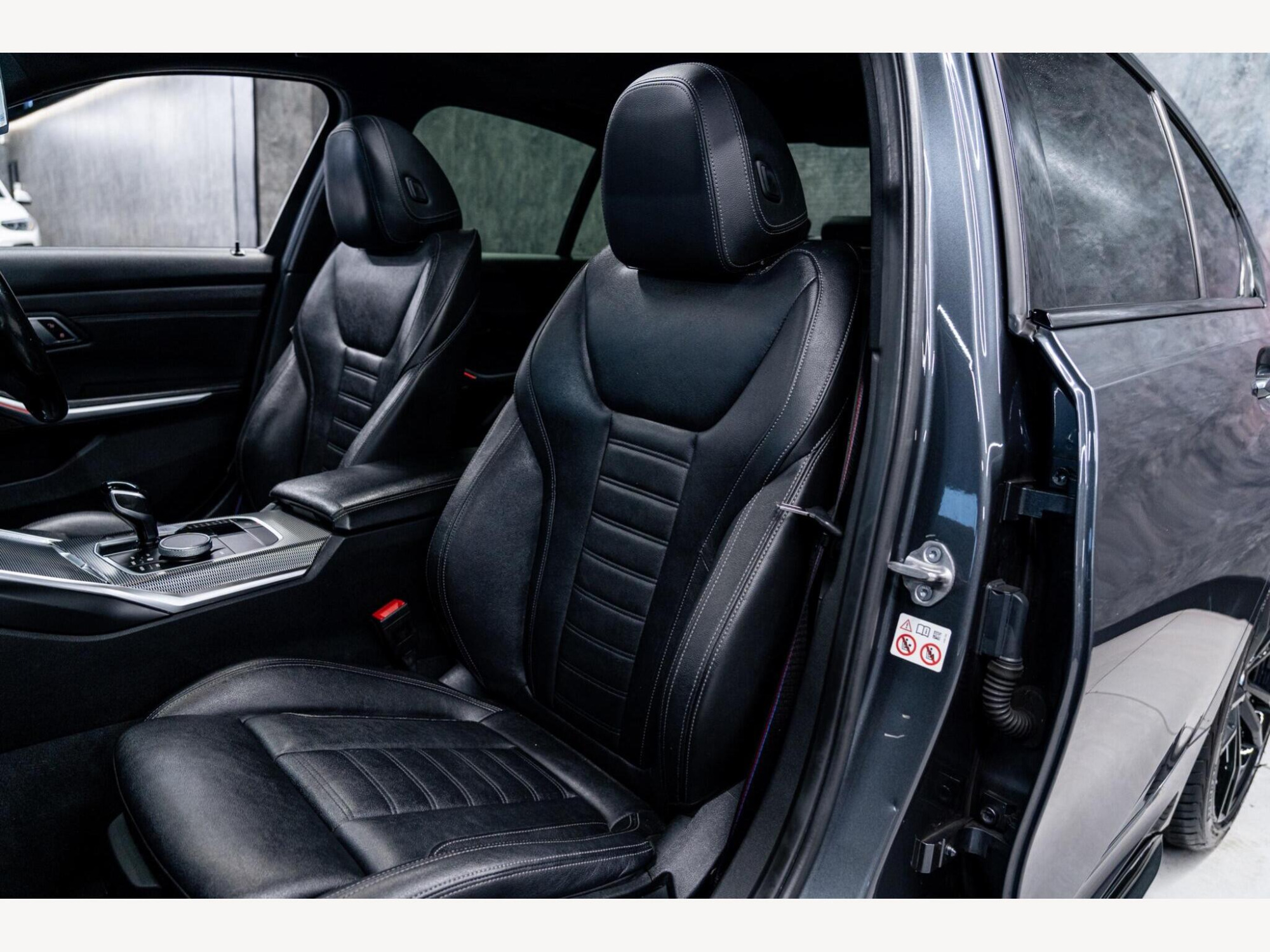 2021 BMW 3 Series image 51