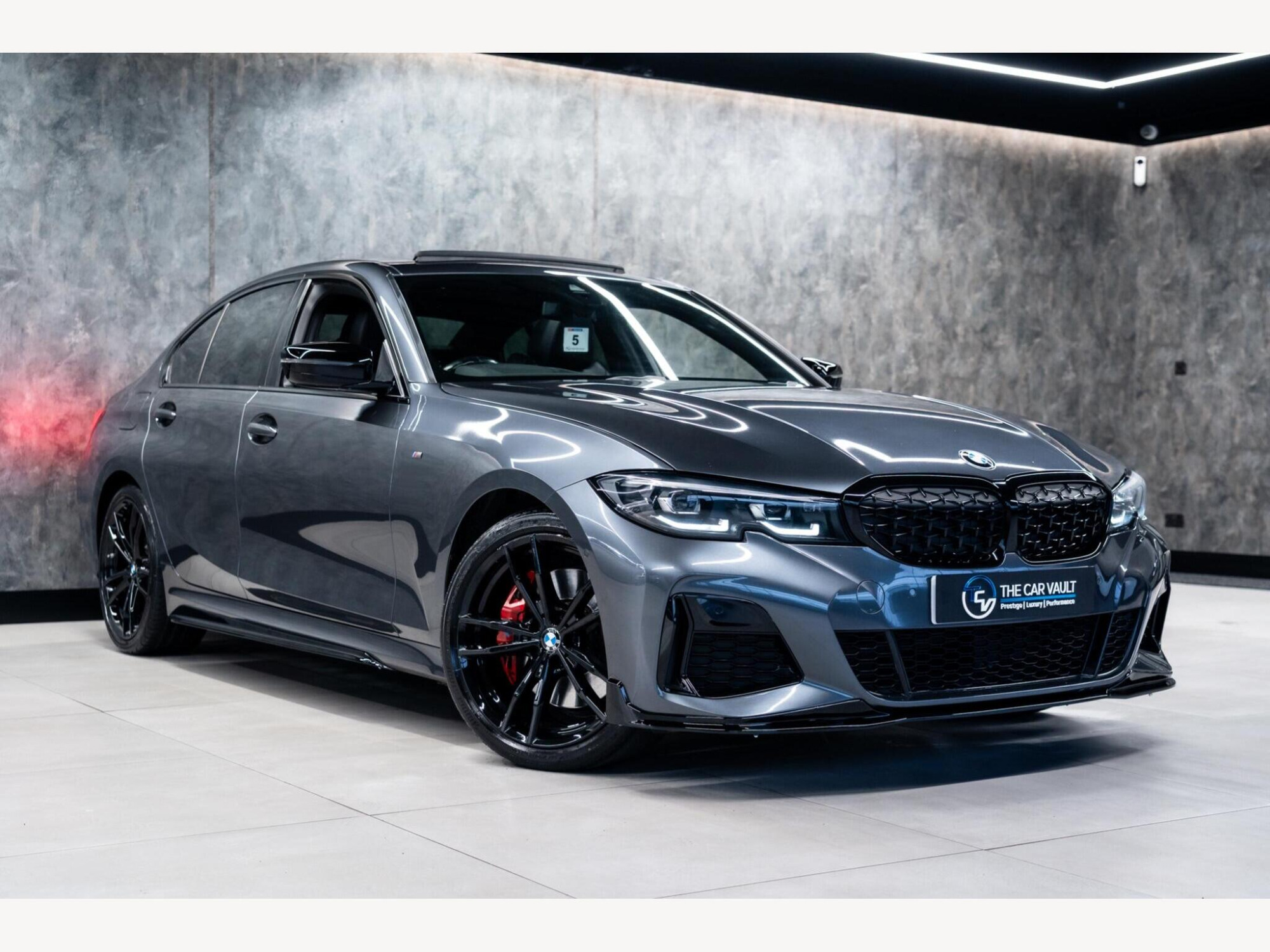 2021 BMW 3 Series image 1