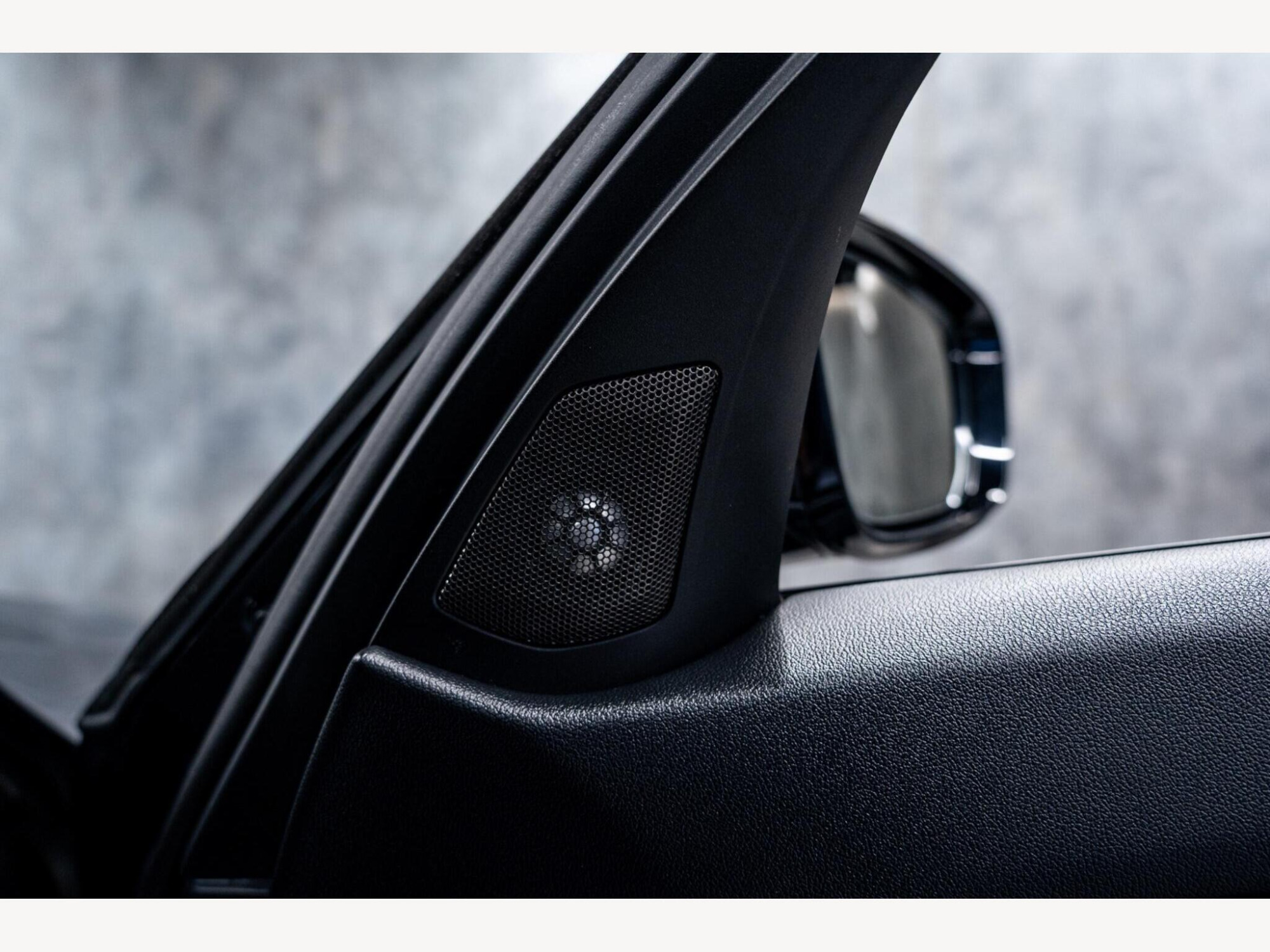 2021 BMW 3 Series image 45